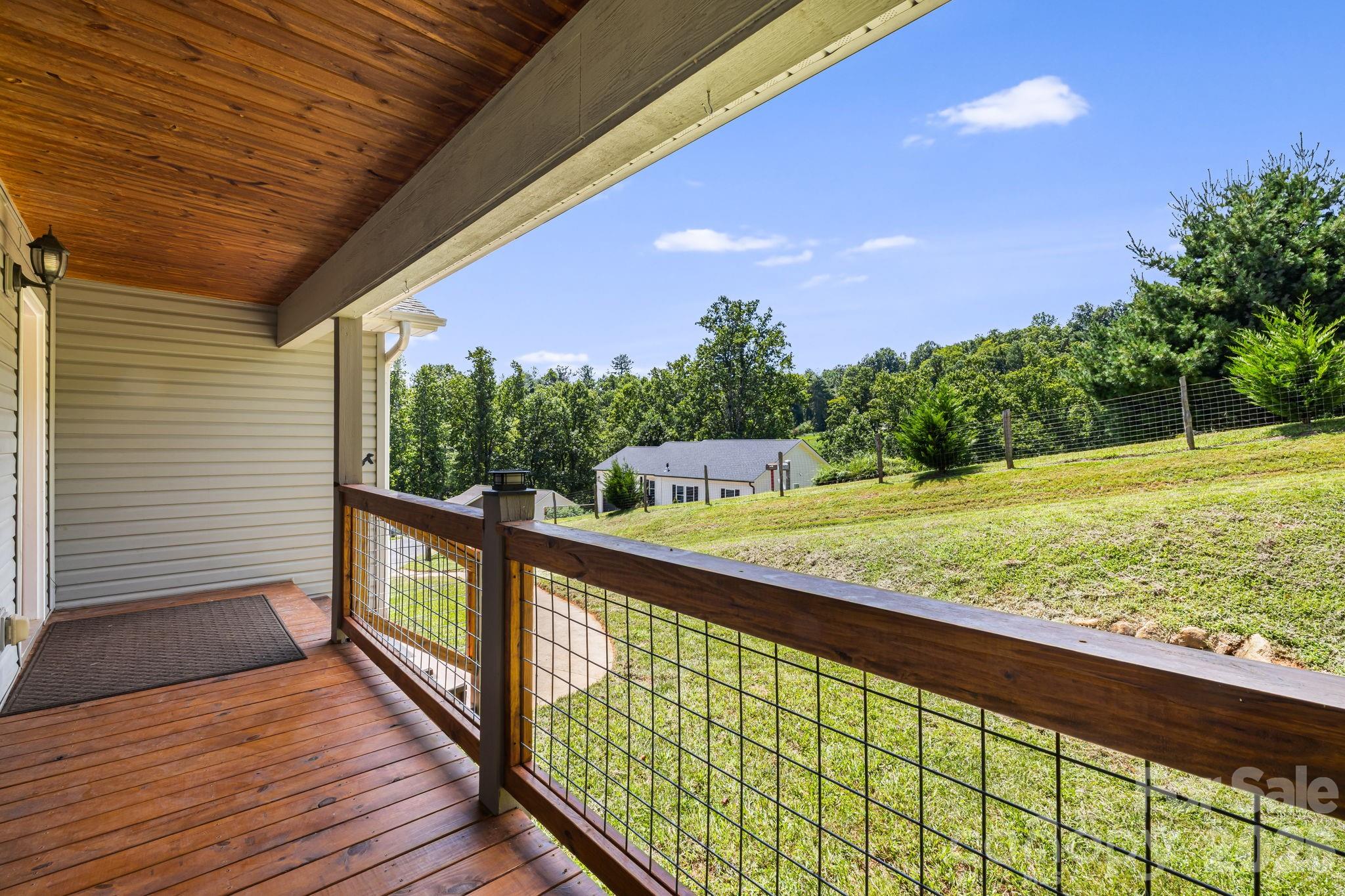 184 Scarlett Ridge Drive — Marshall