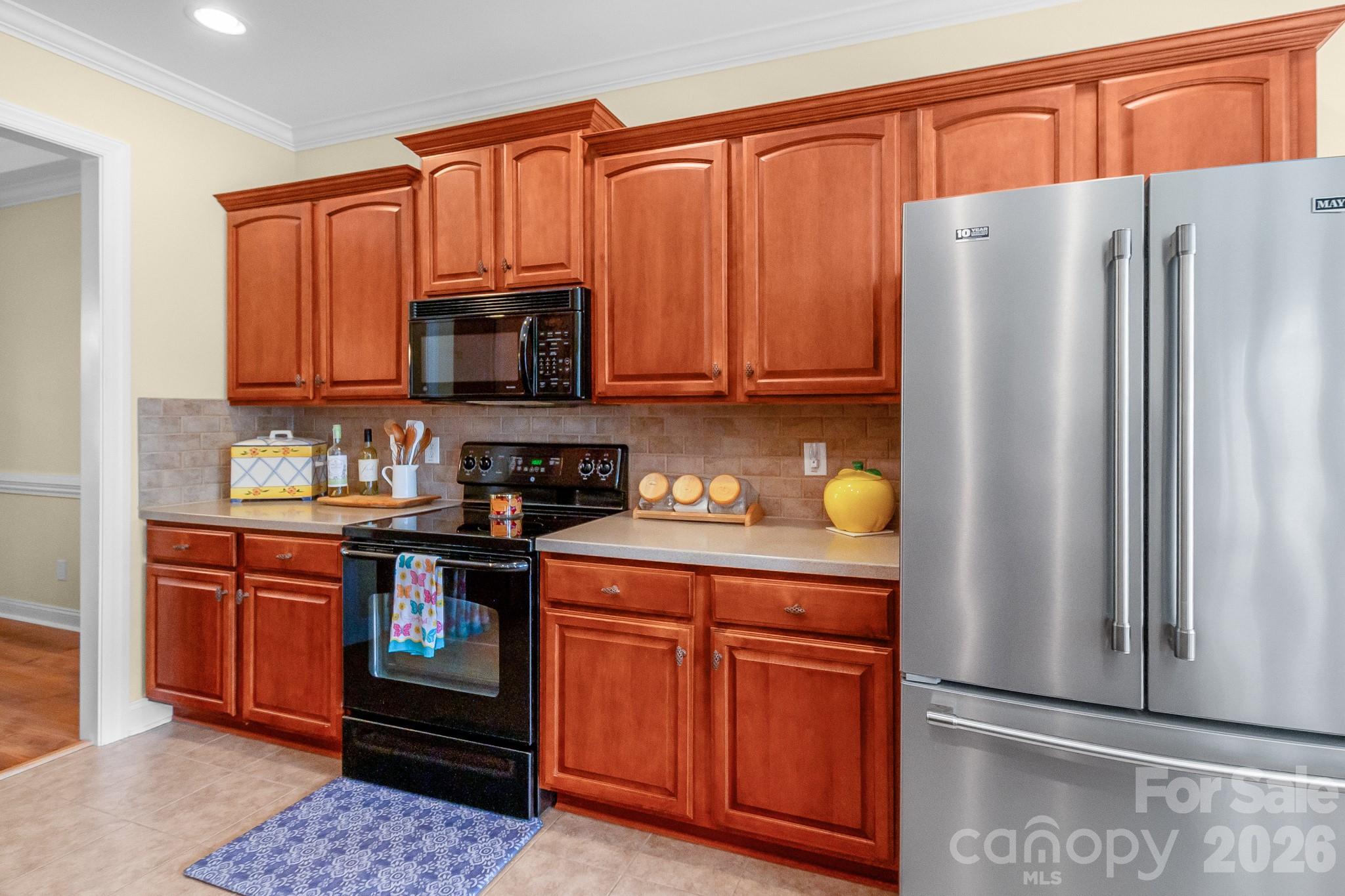 3697 Travertine Drive — Lancaster