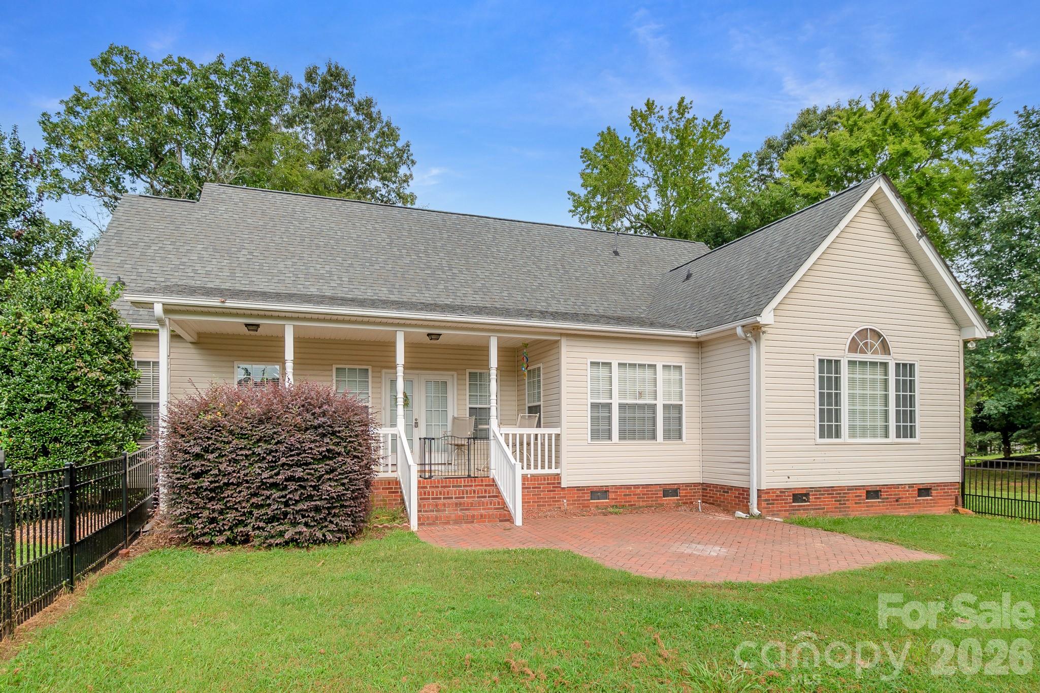 3697 Travertine Drive — Lancaster