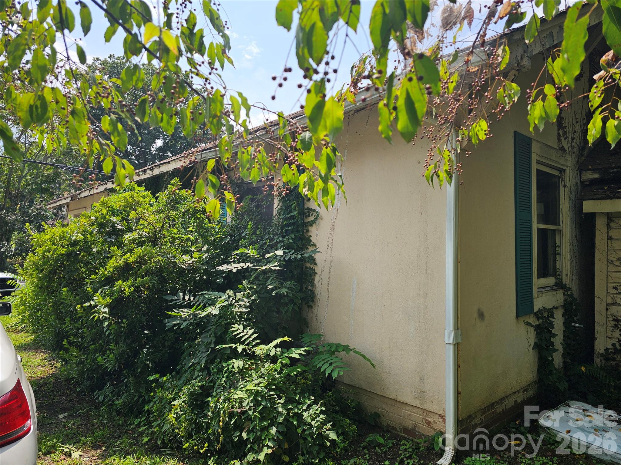 504 NW Hospital Avenue — Lenoir