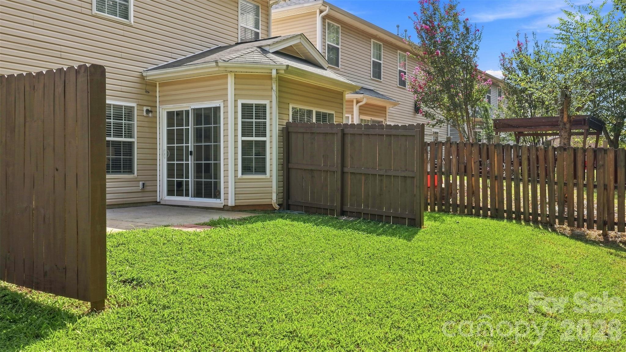 15614 Normans Landing Drive — Charlotte