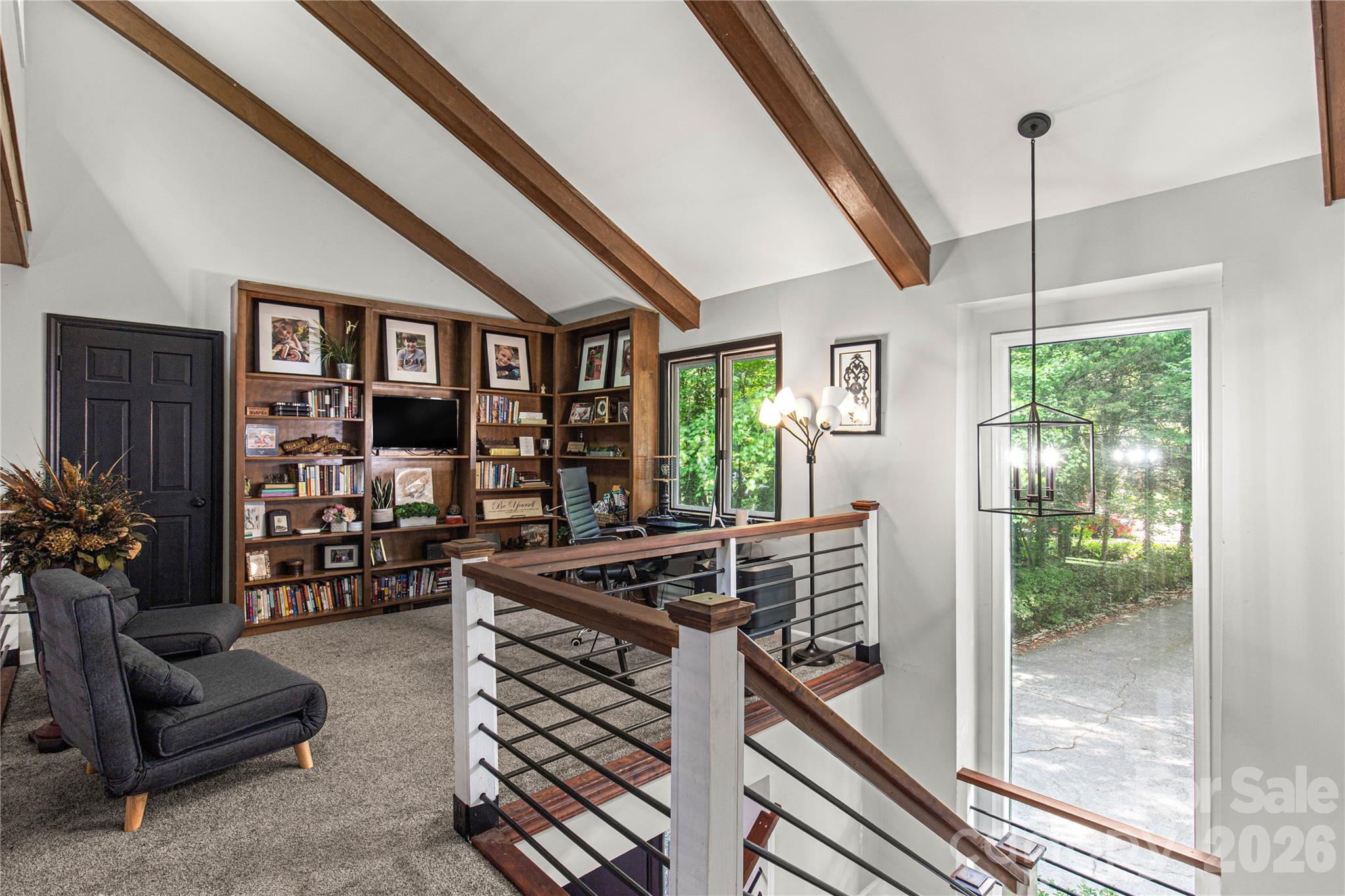 5 Oak Leaf Road — Clover
