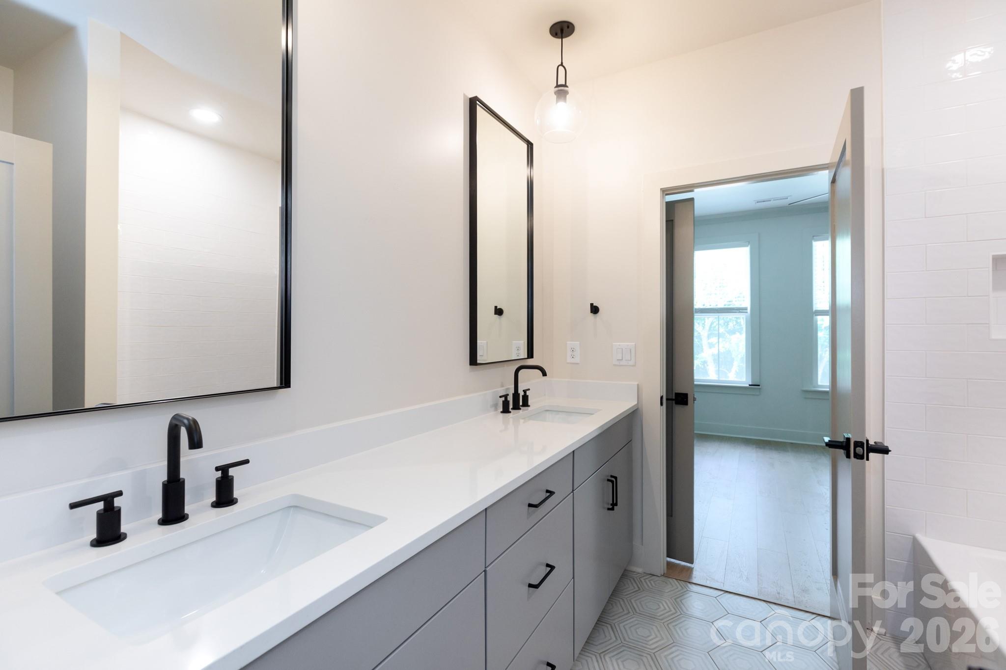 1602 Herrin Avenue — Charlotte