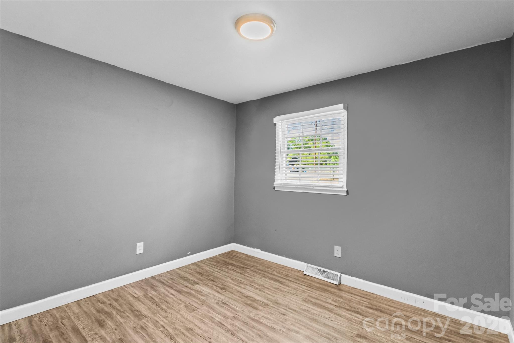 102 Central Avenue — Bessemer City
