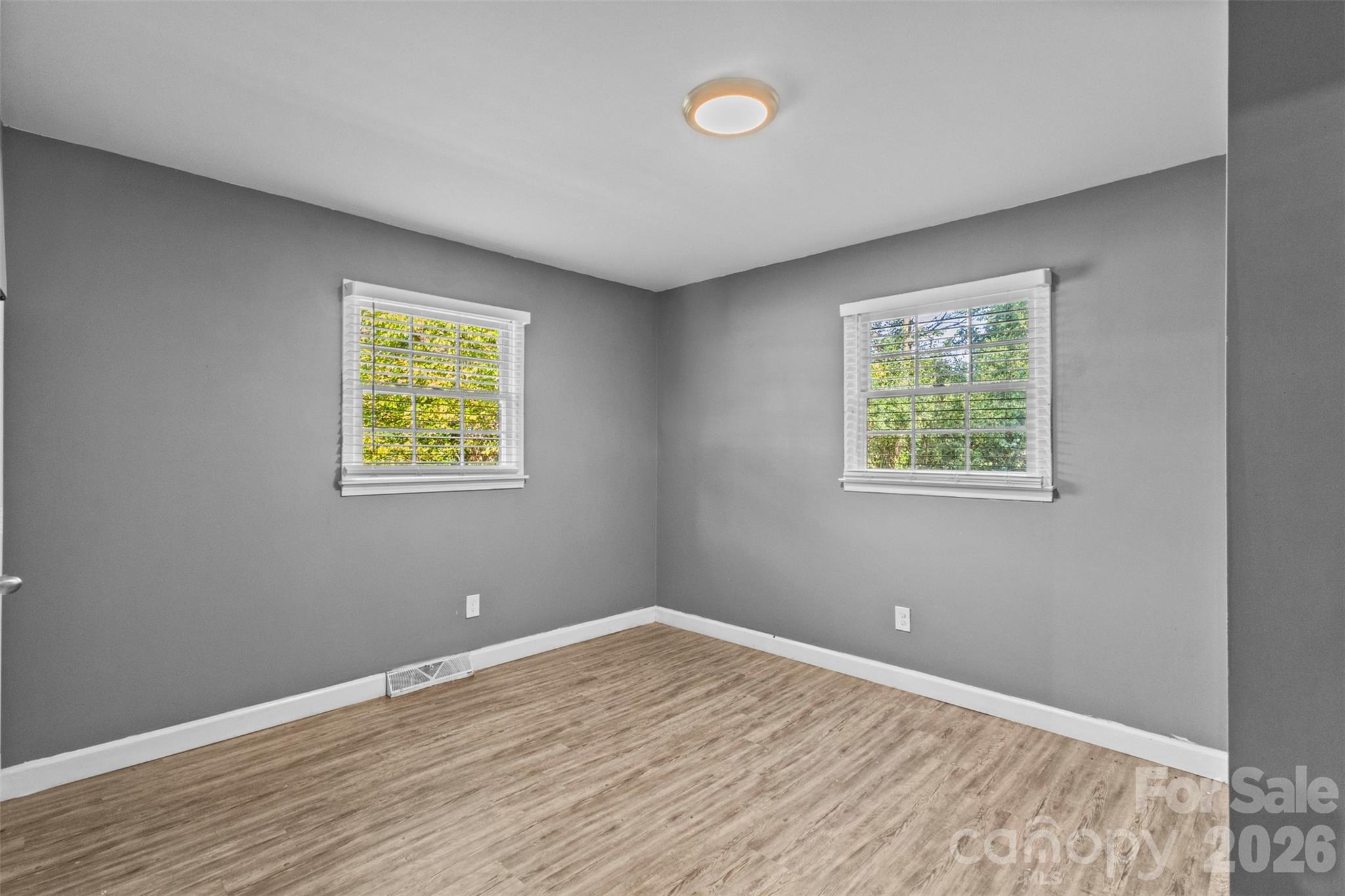 102 Central Avenue — Bessemer City