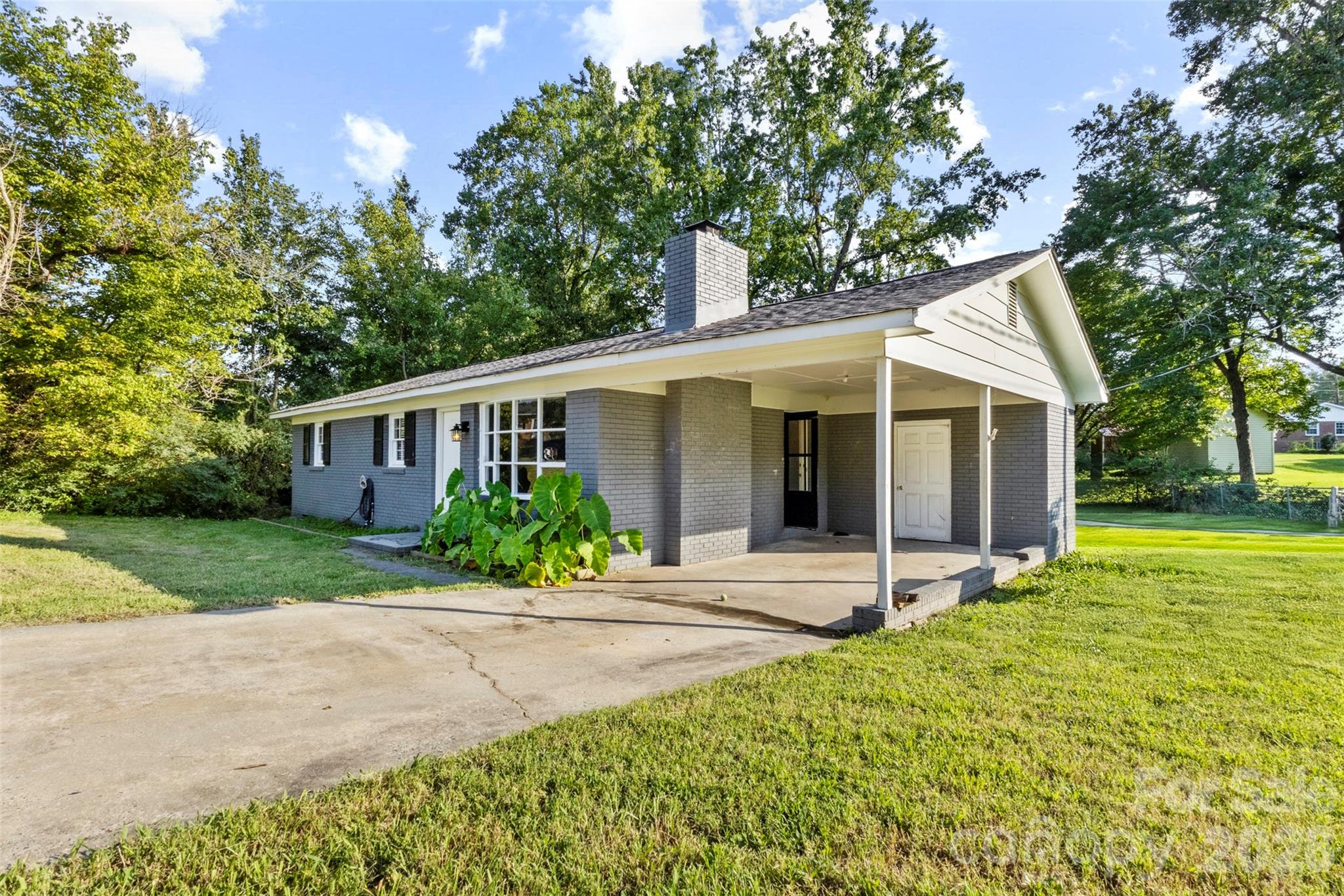 102 Central Avenue — Bessemer City