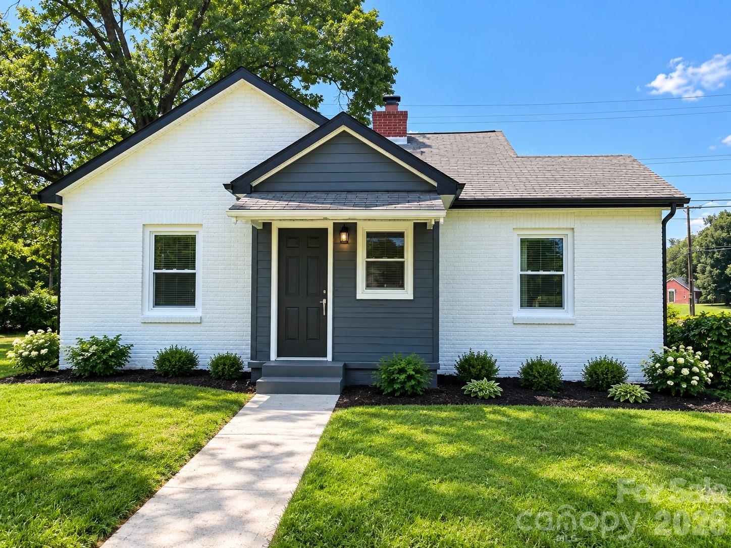 302 S Myrtle School Road — Gastonia