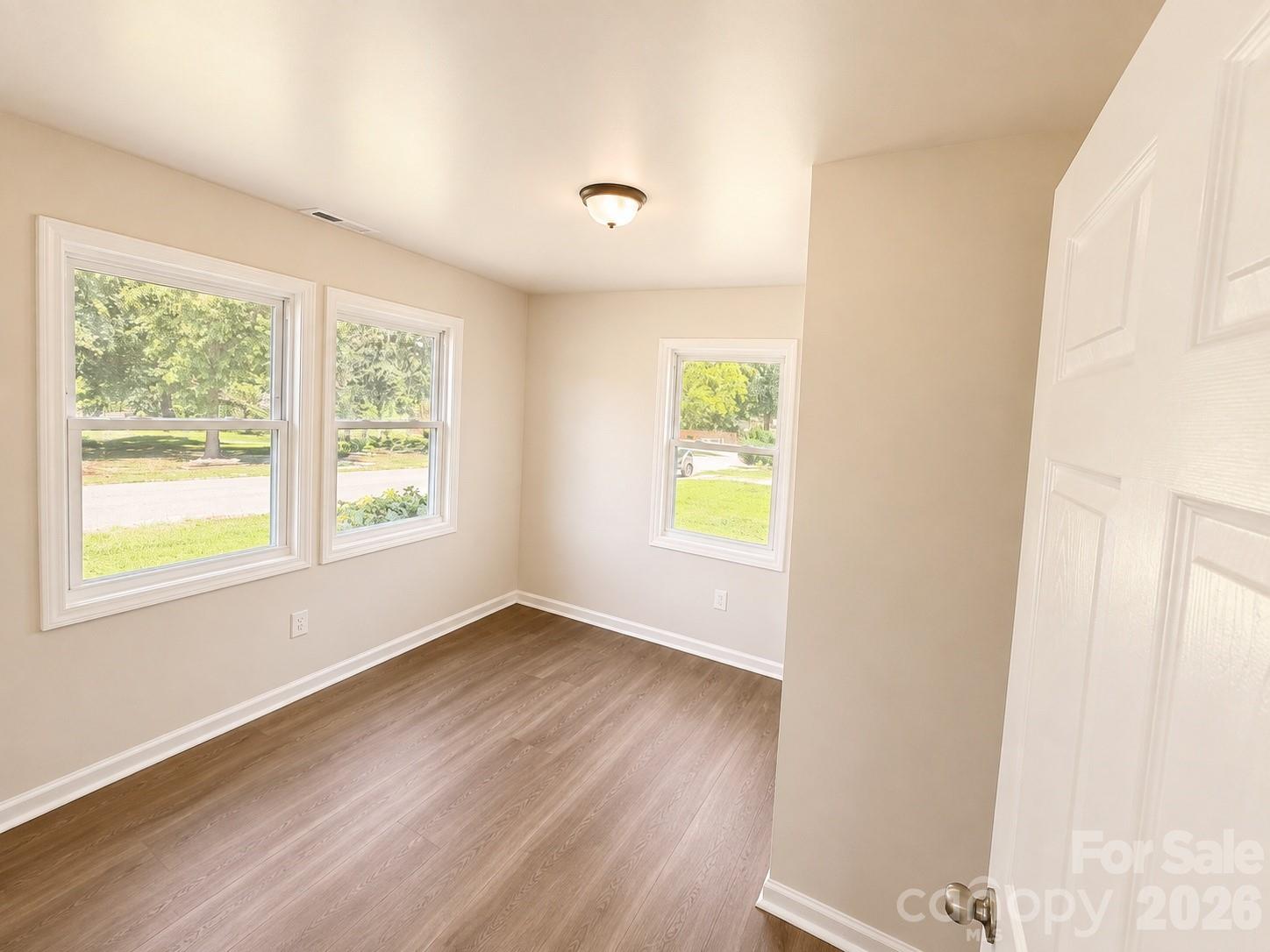 302 S Myrtle School Road — Gastonia