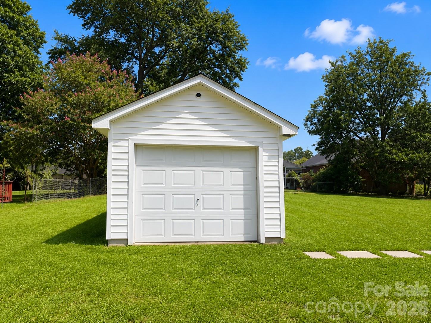 302 S Myrtle School Road — Gastonia