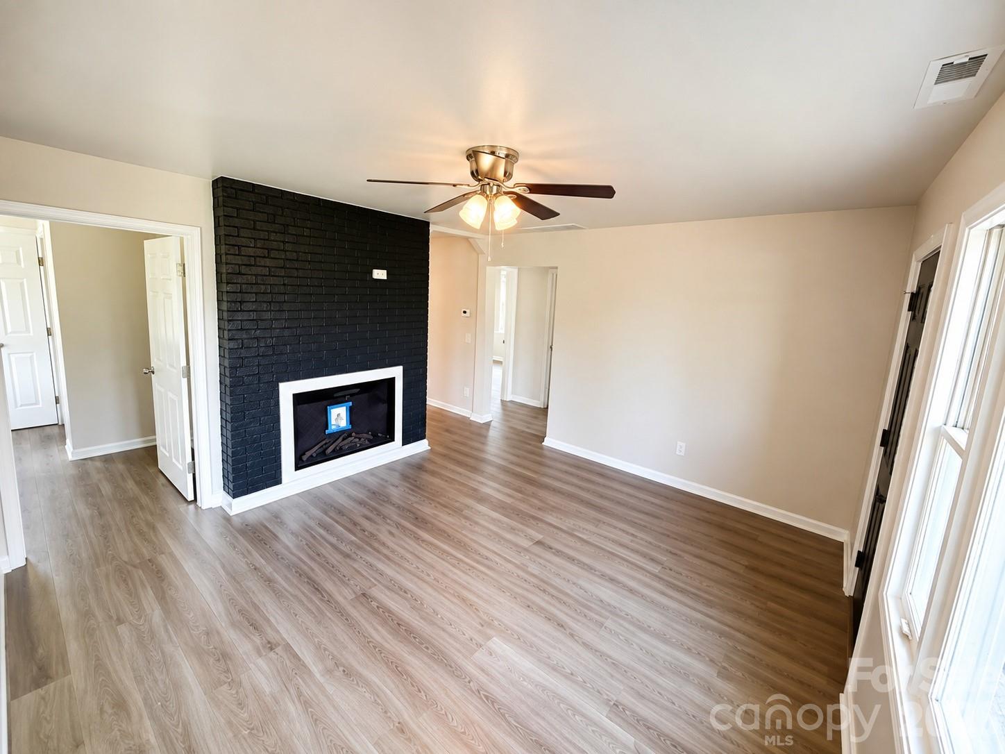 302 S Myrtle School Road — Gastonia