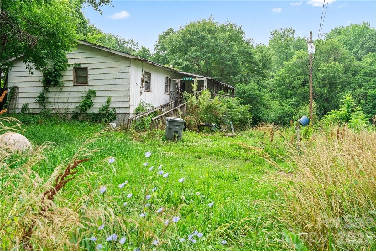 668 Childers Street — Belmont