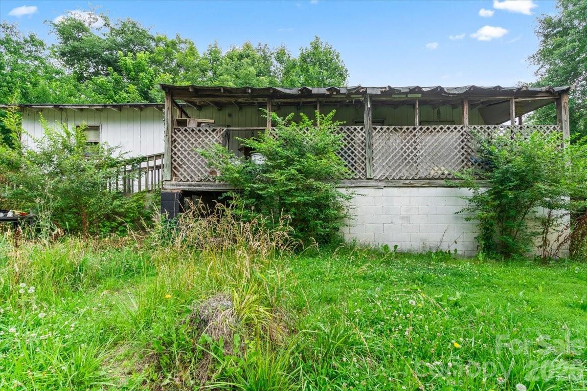 668 Childers Street — Belmont