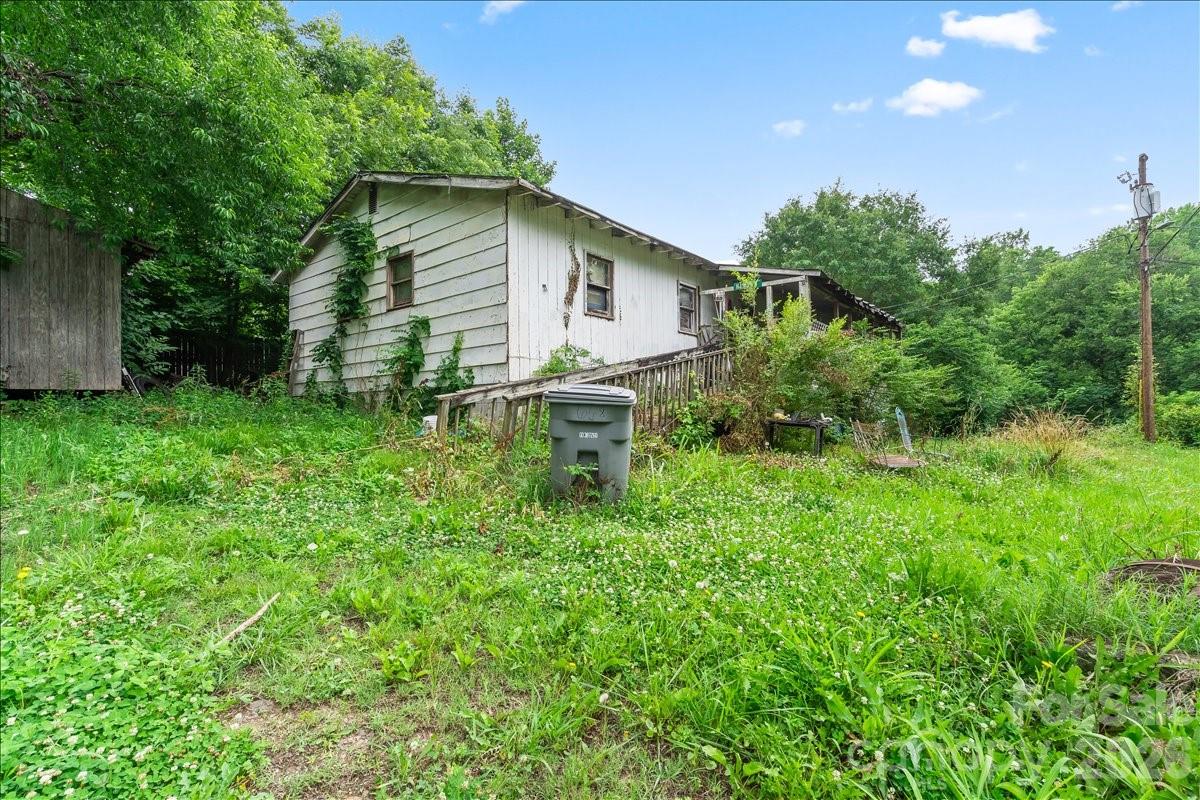 668 Childers Street — Belmont