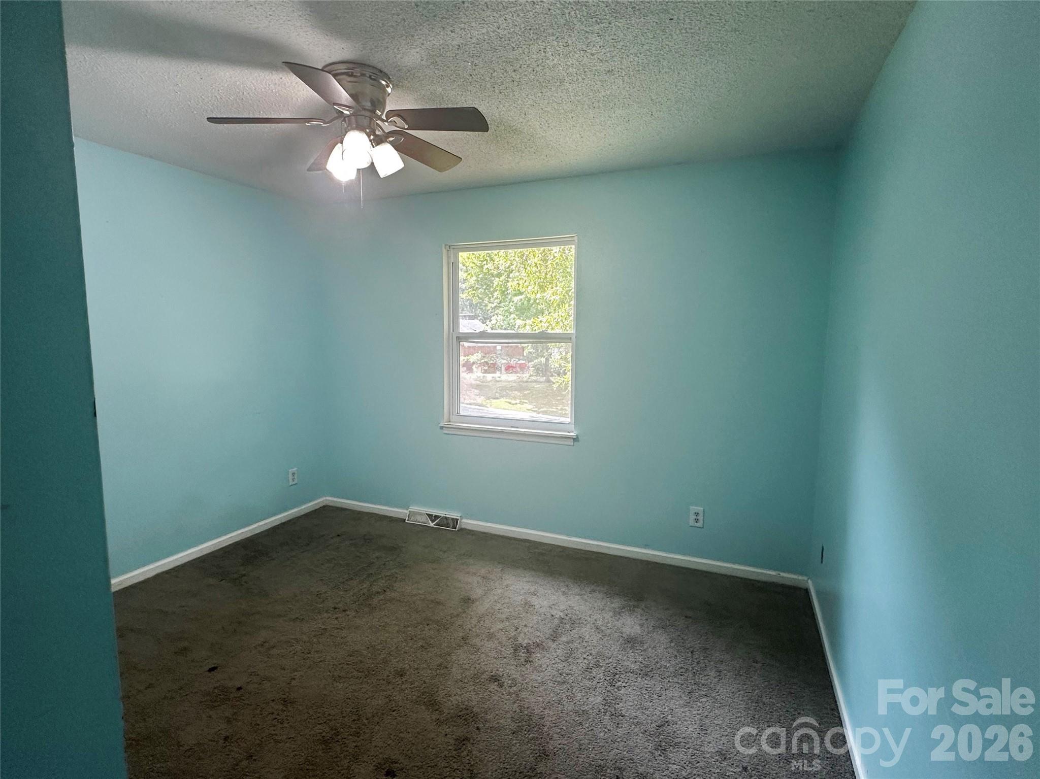 9607 Barkridge Road — Charlotte