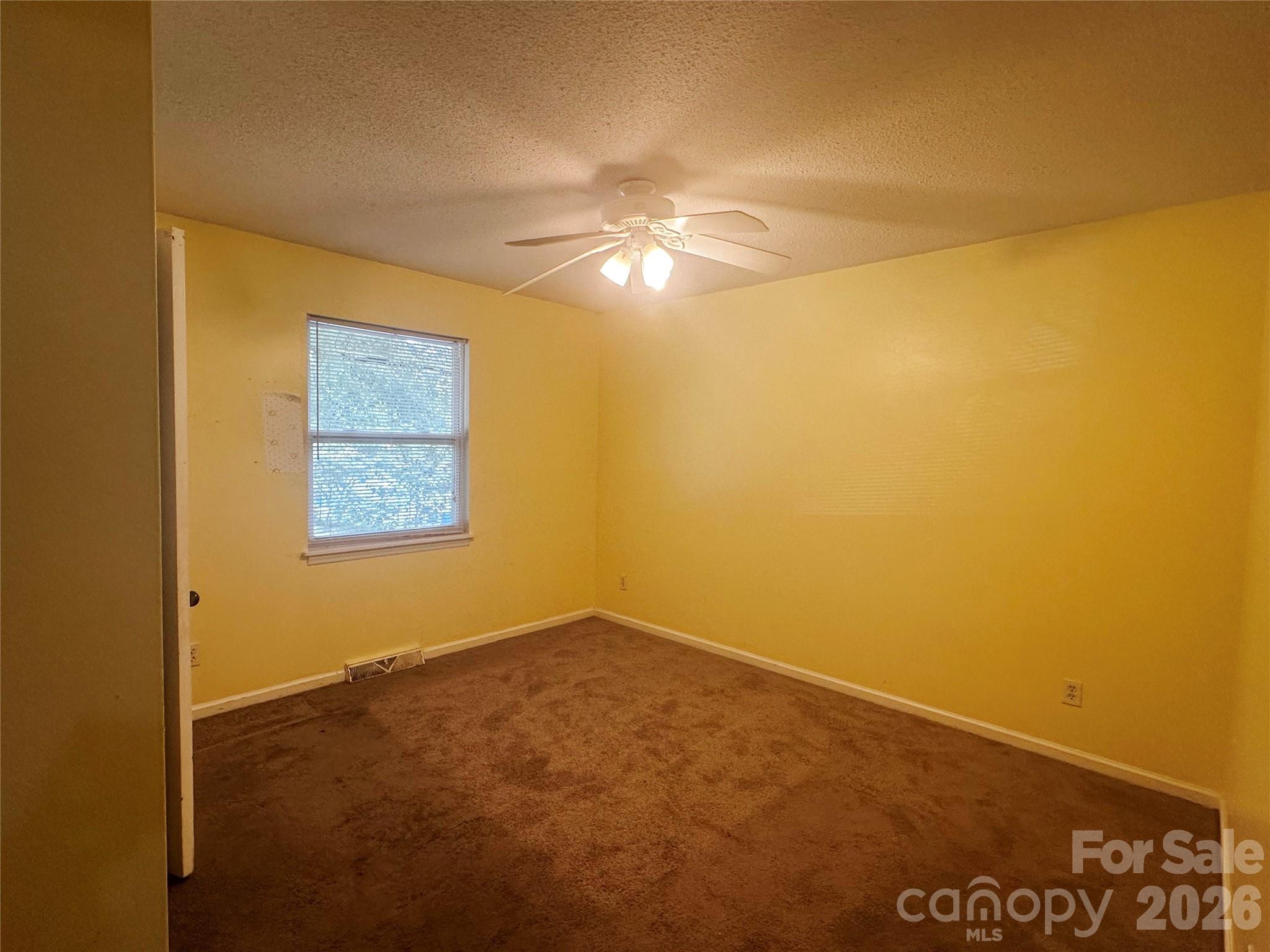9607 Barkridge Road — Charlotte