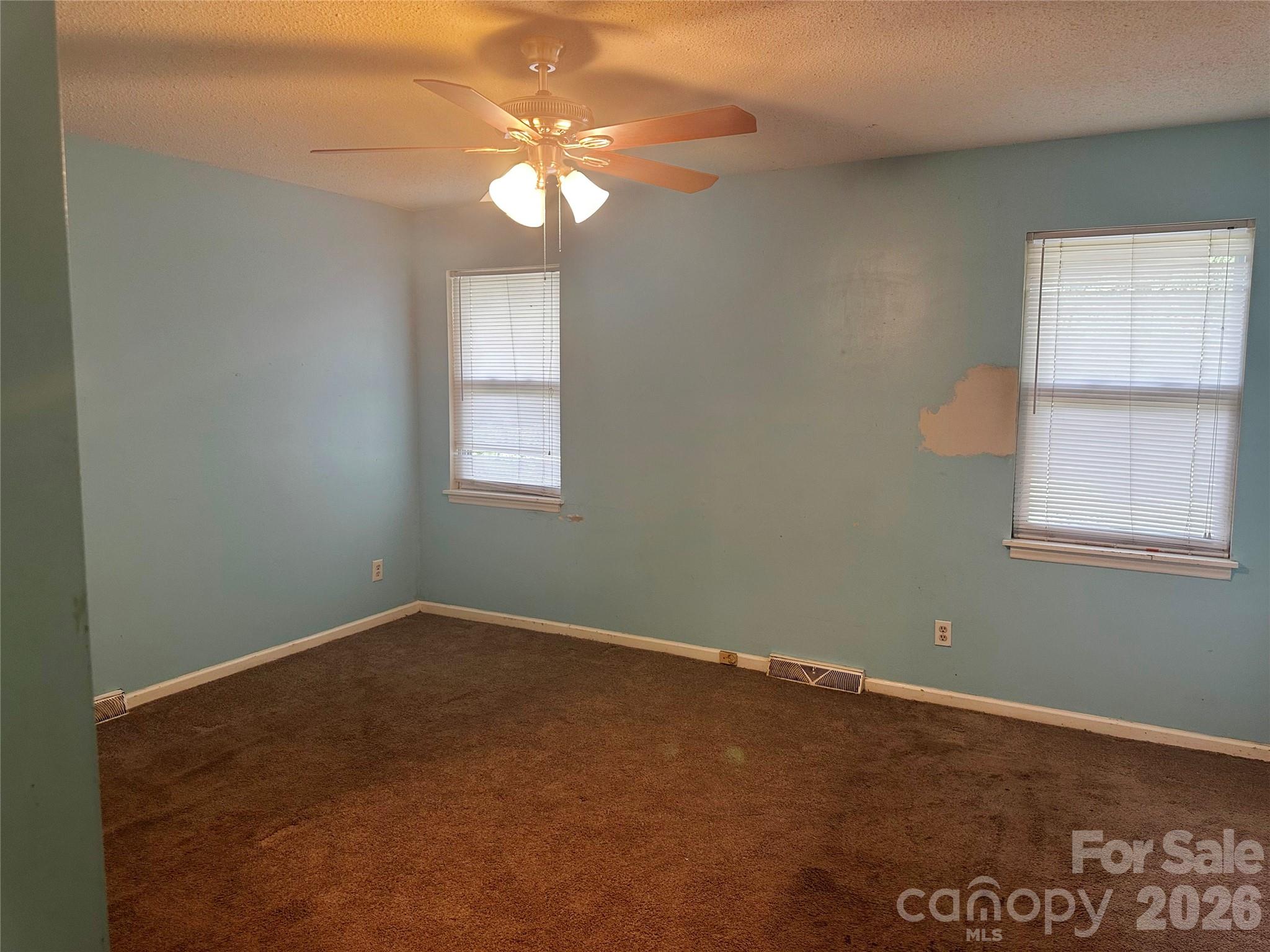 9607 Barkridge Road — Charlotte