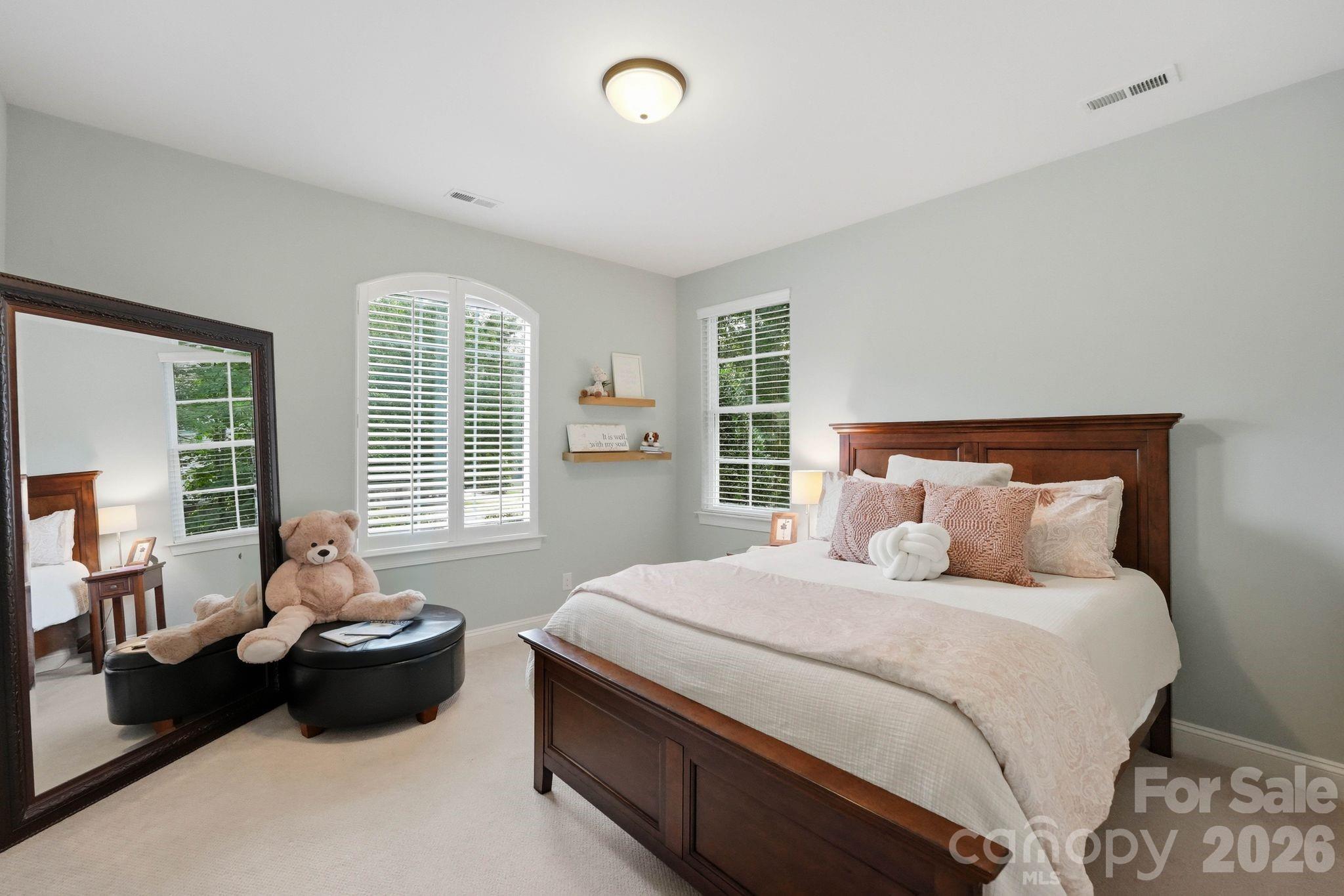 13528 Castleford Drive — Charlotte