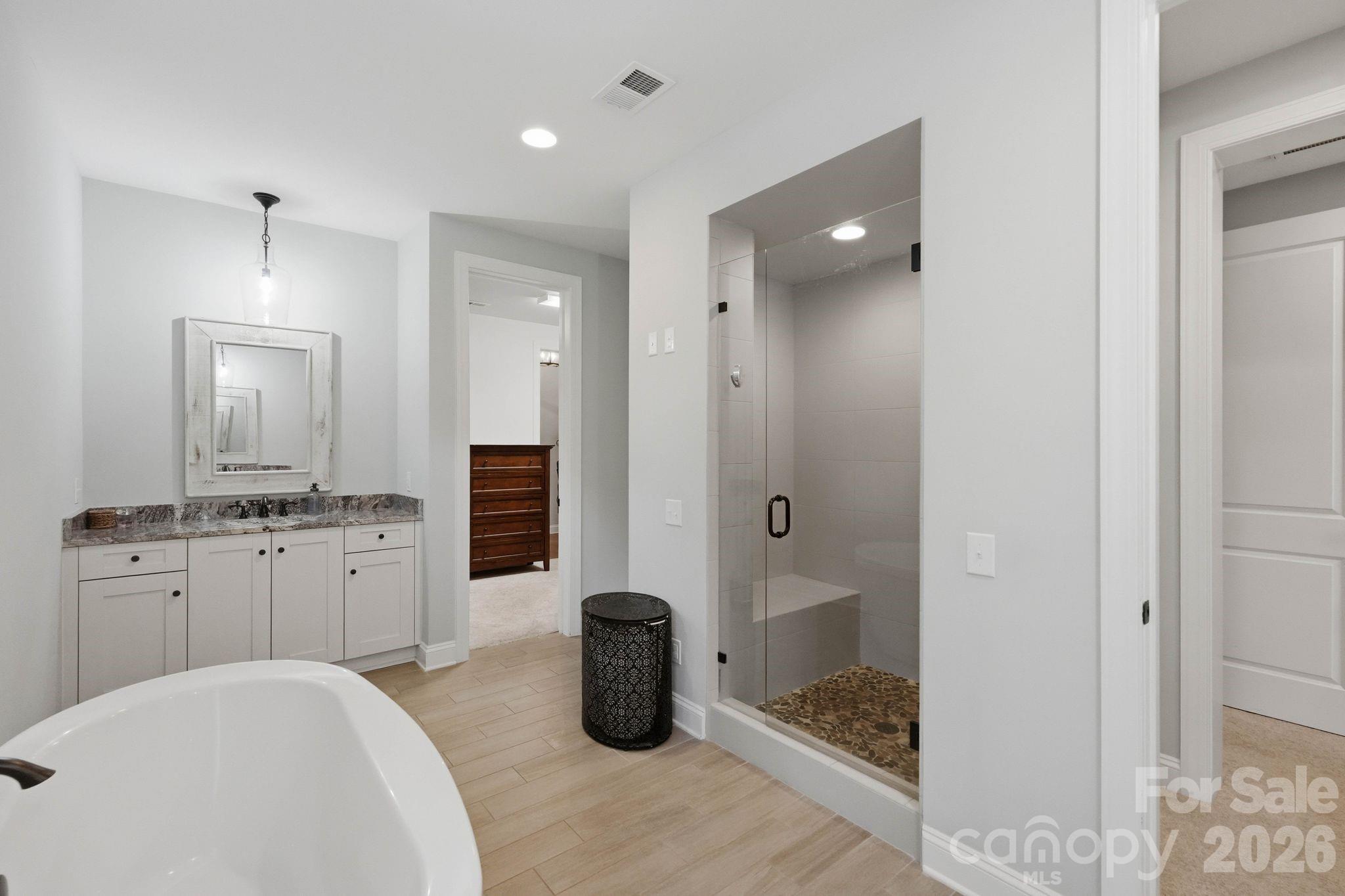 13528 Castleford Drive — Charlotte