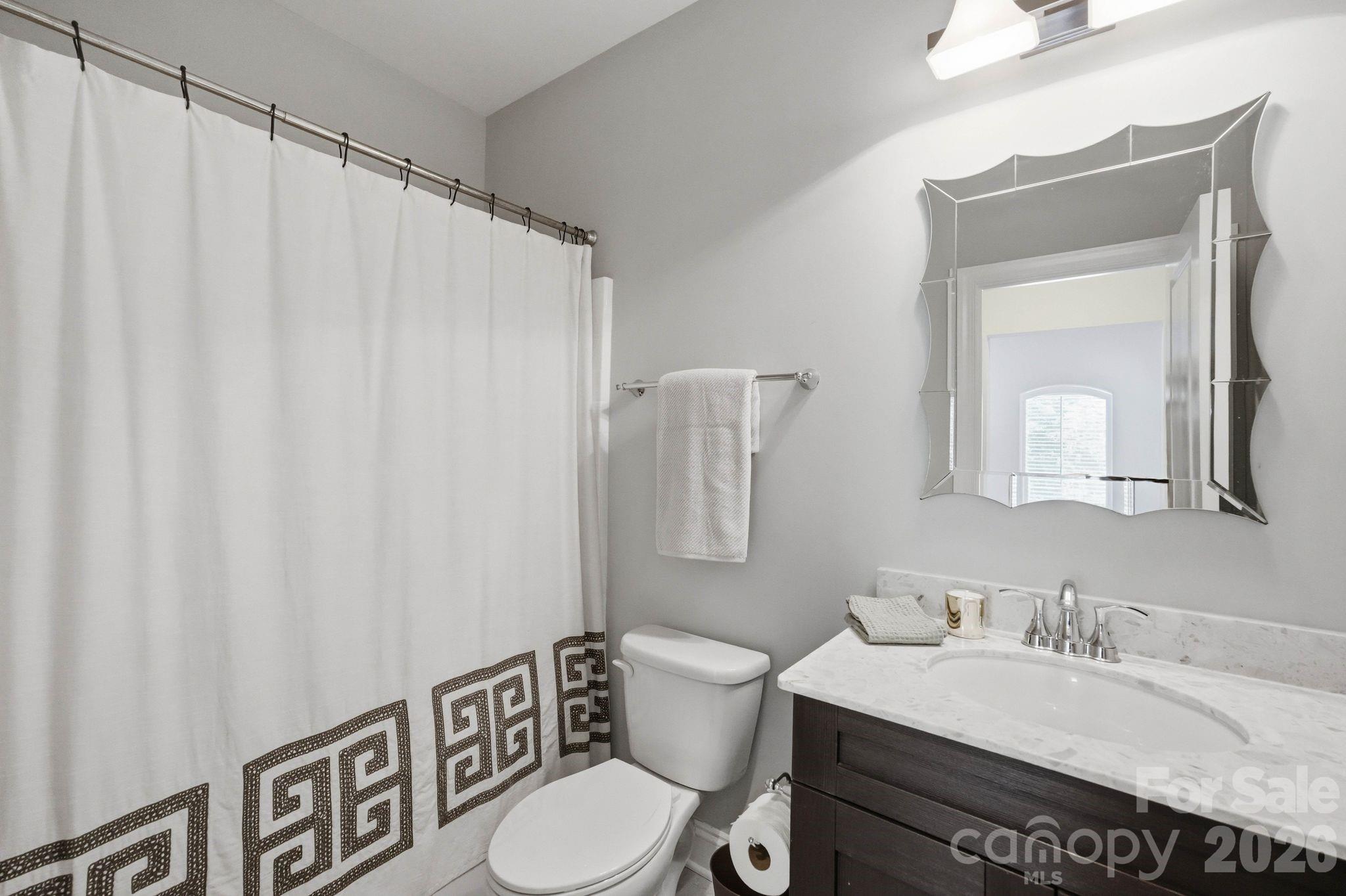 13528 Castleford Drive — Charlotte