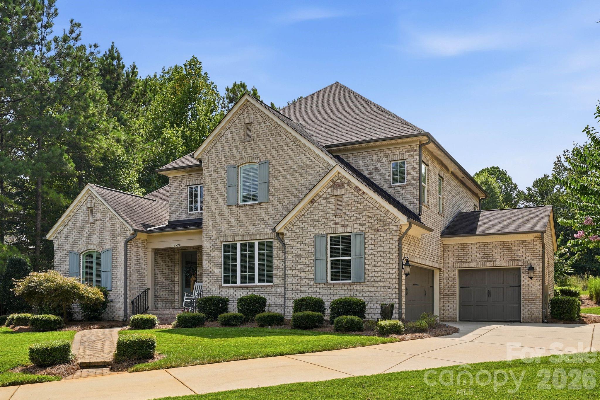 13528 Castleford Drive — Charlotte