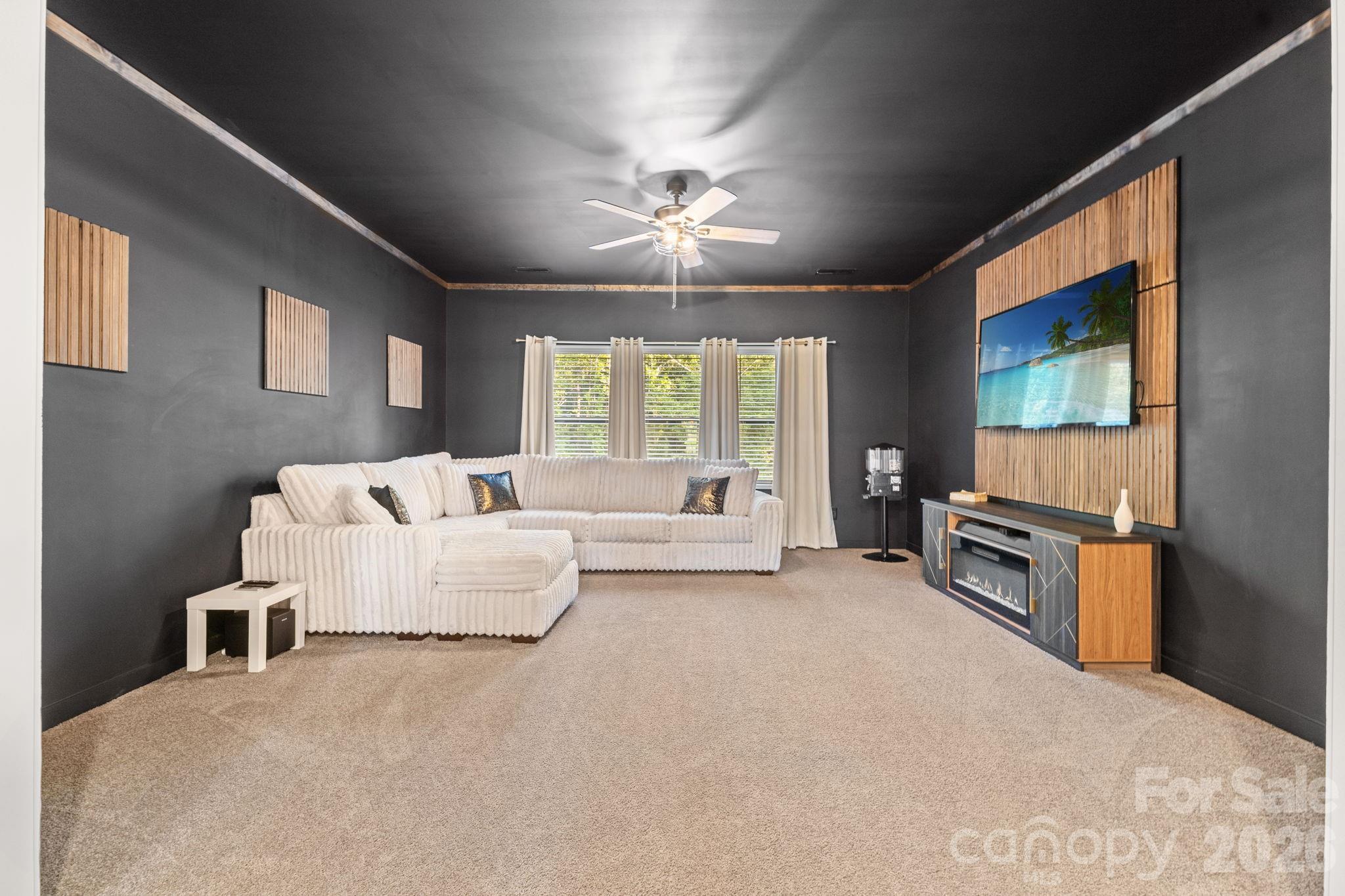 4298 Brandy Creek Court — Clover