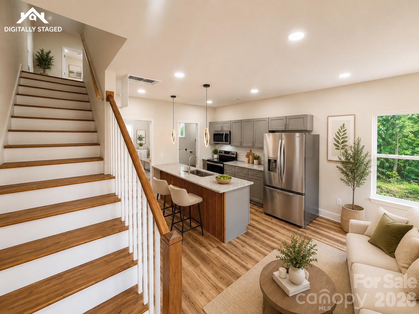 109 N Gregory Street — Lancaster