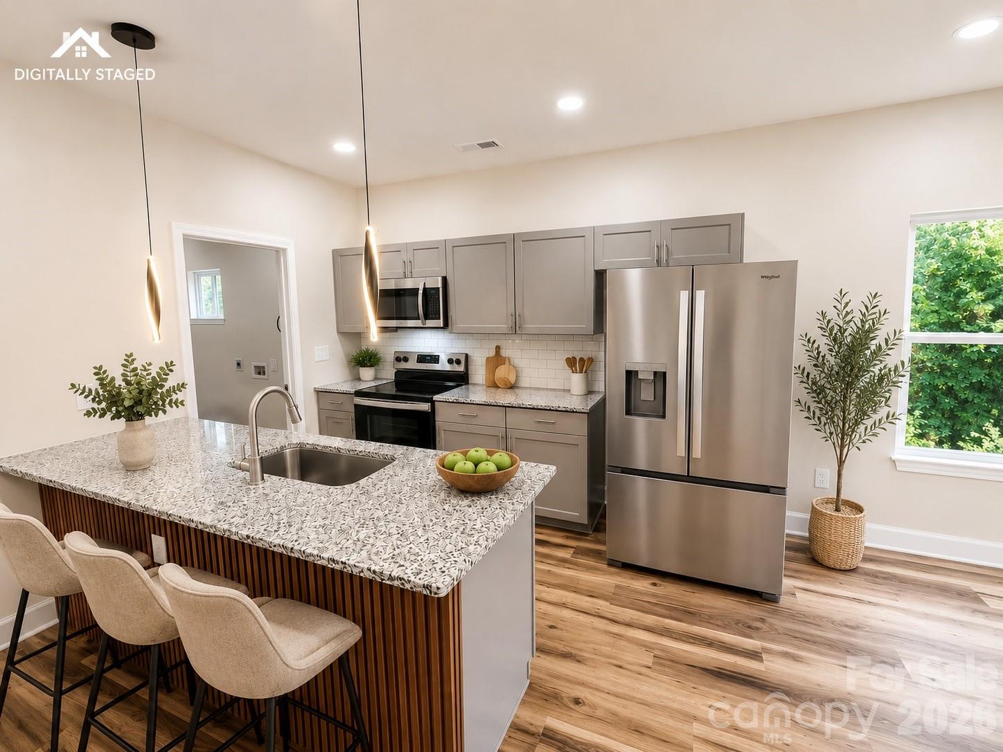 109 N Gregory Street — Lancaster