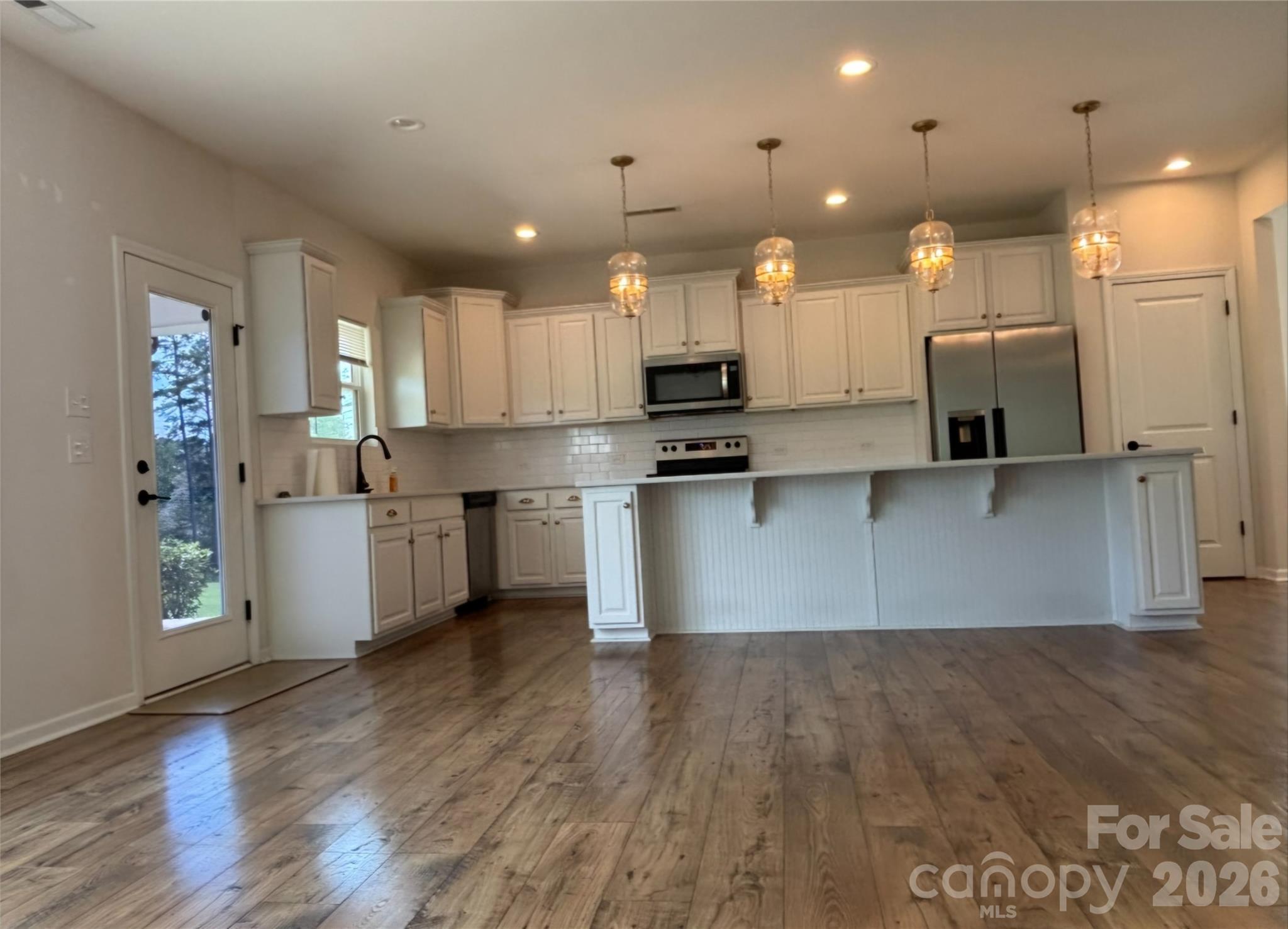 223 Old Harbor Drive — Mount Gilead