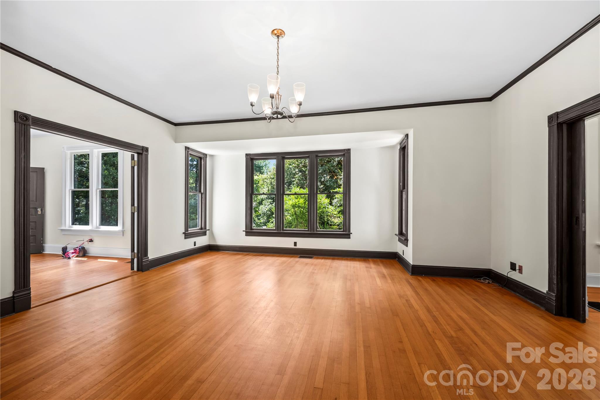 103 Hyde Avenue — Tryon