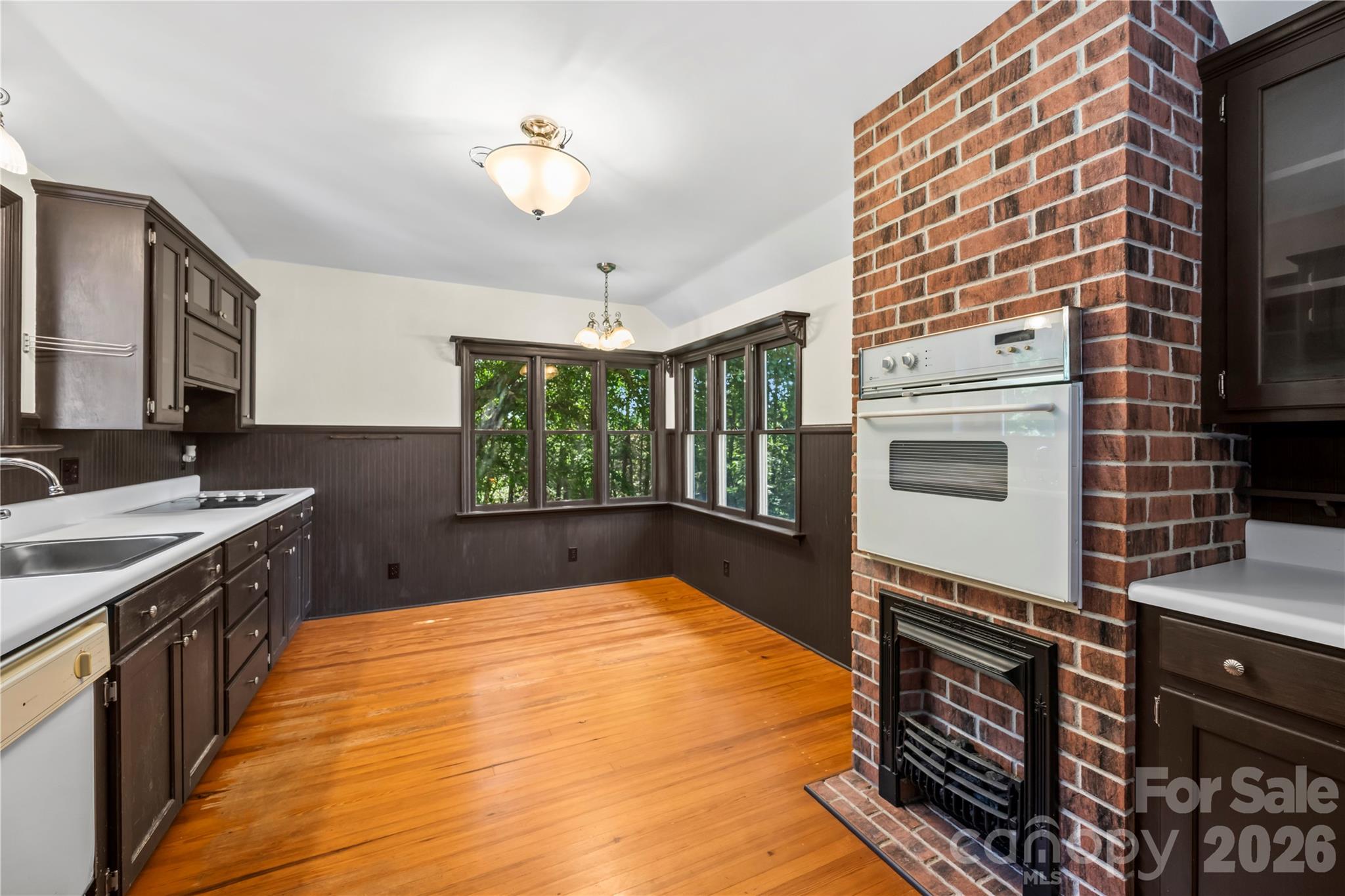 103 Hyde Avenue — Tryon