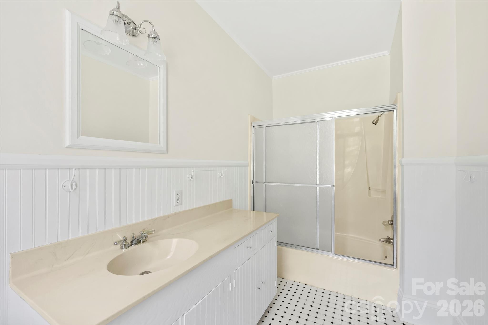 103 Hyde Avenue — Tryon