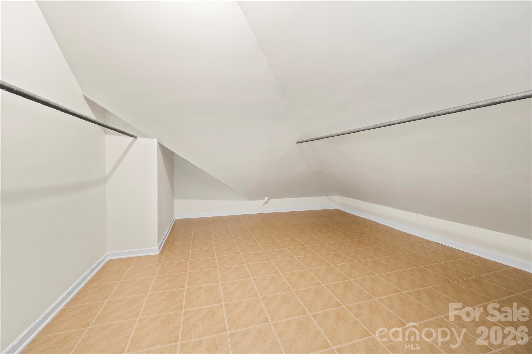 103 Hyde Avenue — Tryon