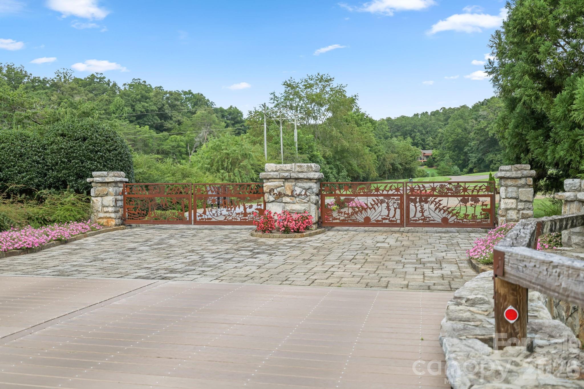 340 Porter Creek Drive — Franklin