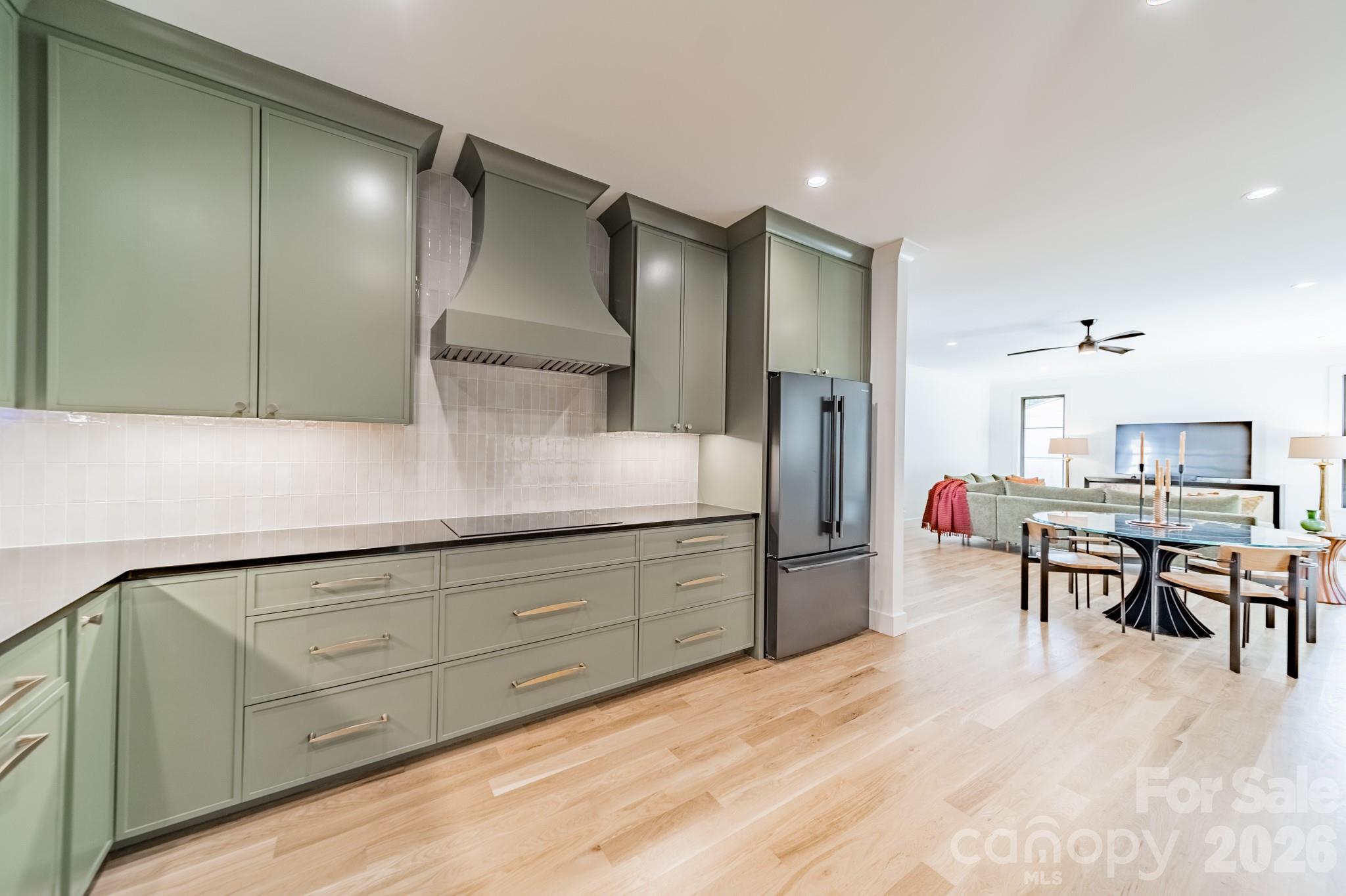 5546 Murrayhill Road — Charlotte