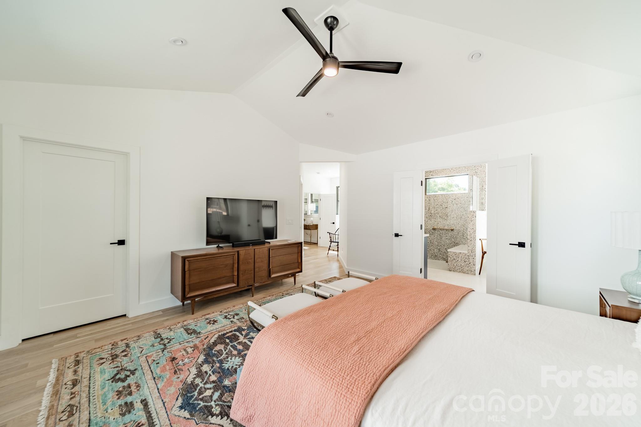 5546 Murrayhill Road — Charlotte