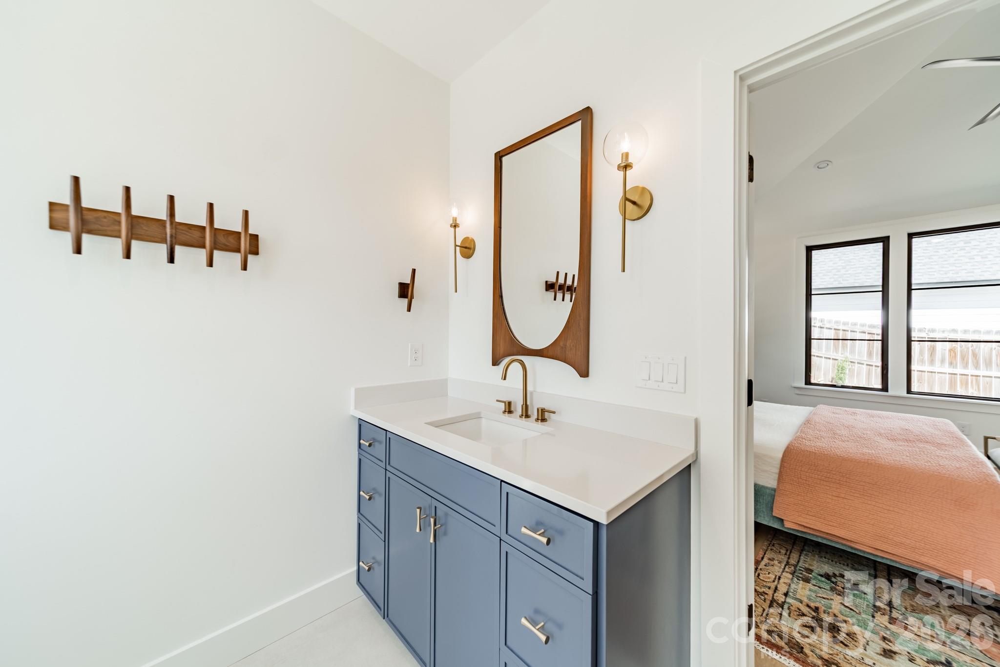 5546 Murrayhill Road — Charlotte