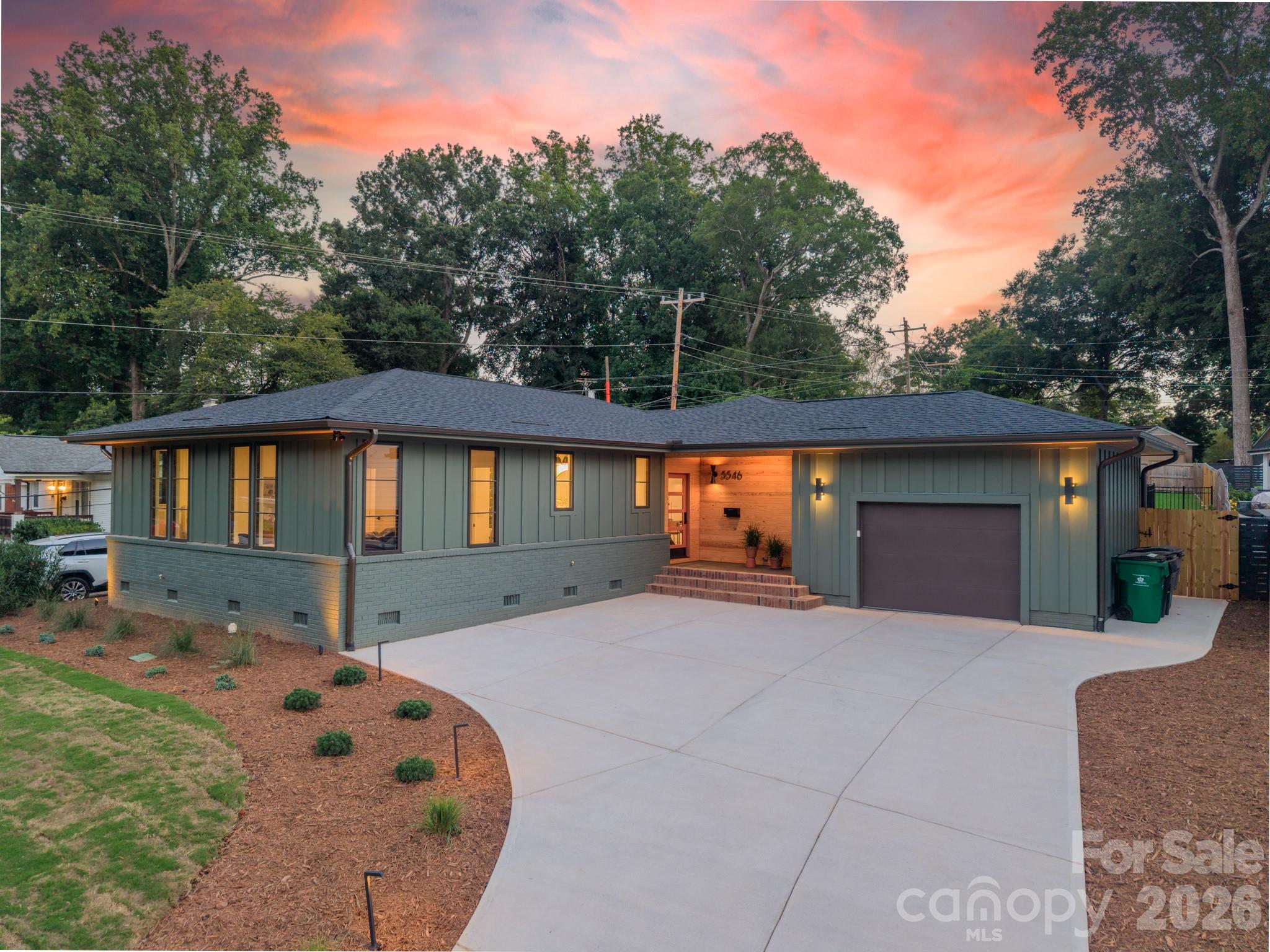 5546 Murrayhill Road — Charlotte