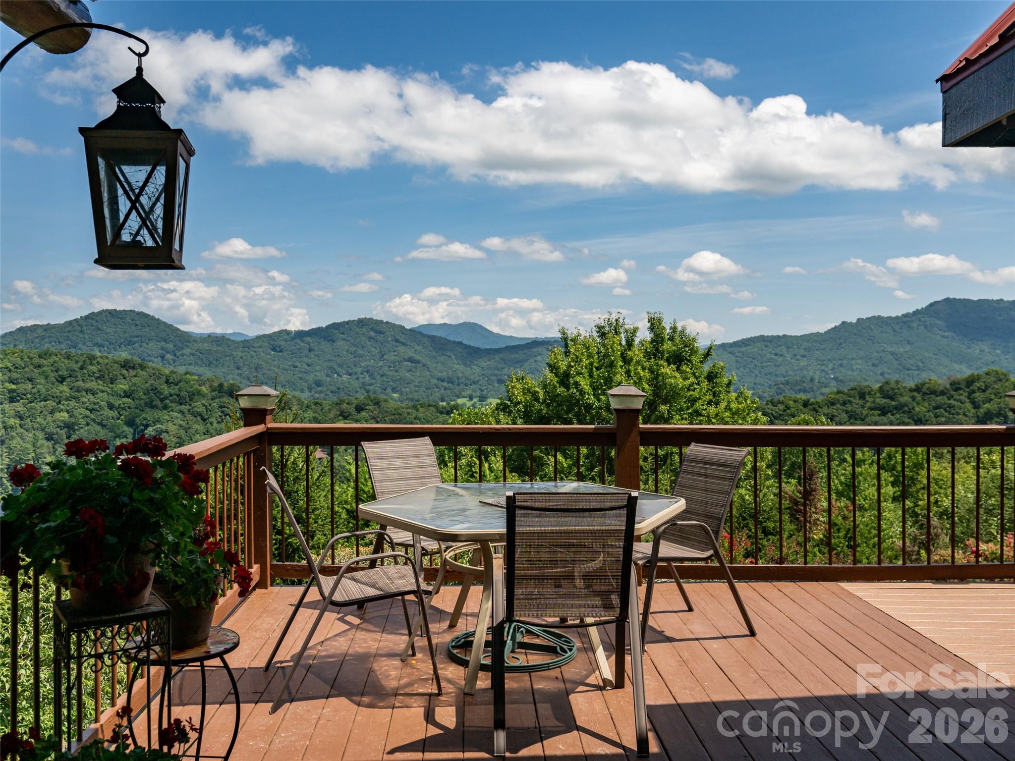 95 Splendor Ridge — Waynesville