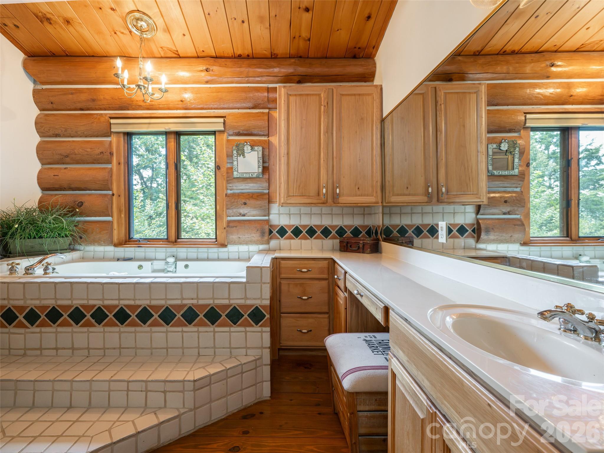 95 Splendor Ridge — Waynesville