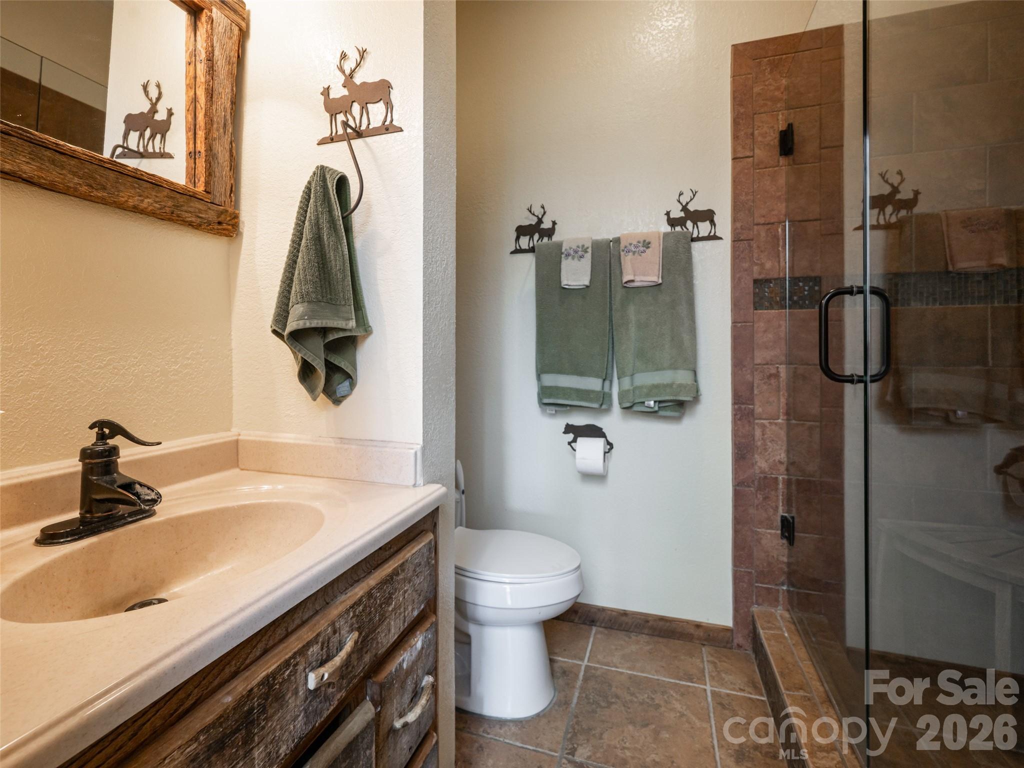 95 Splendor Ridge — Waynesville