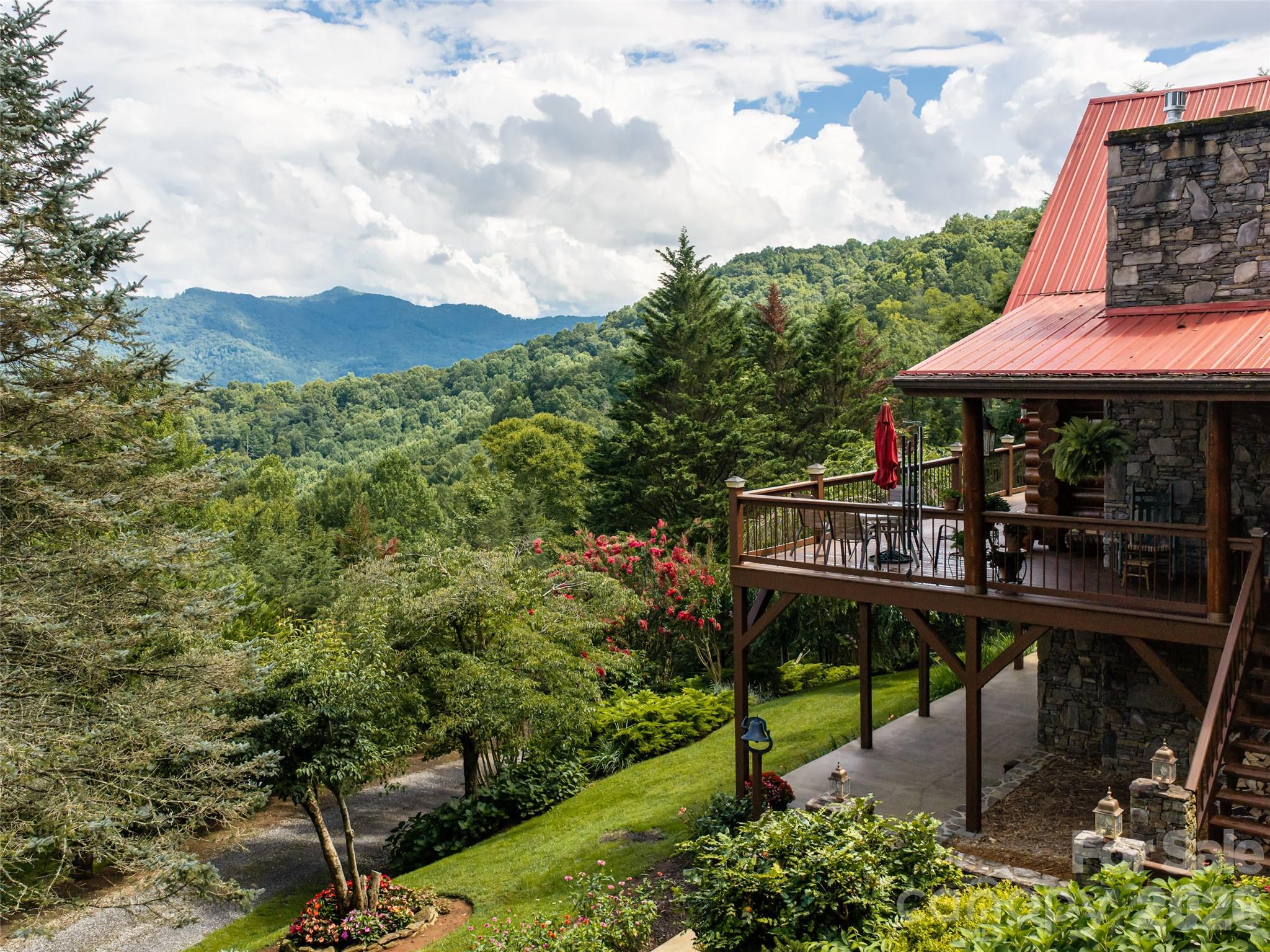 95 Splendor Ridge — Waynesville