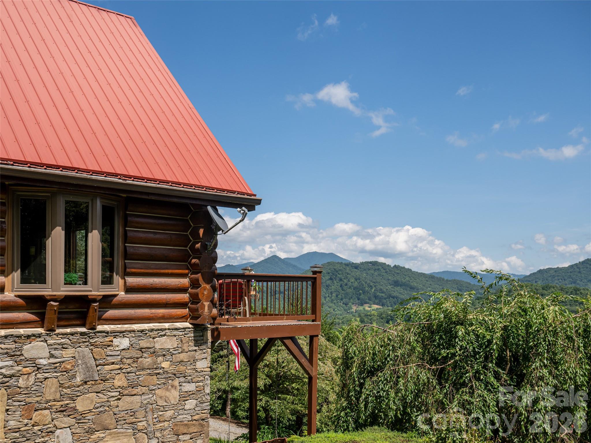 95 Splendor Ridge — Waynesville
