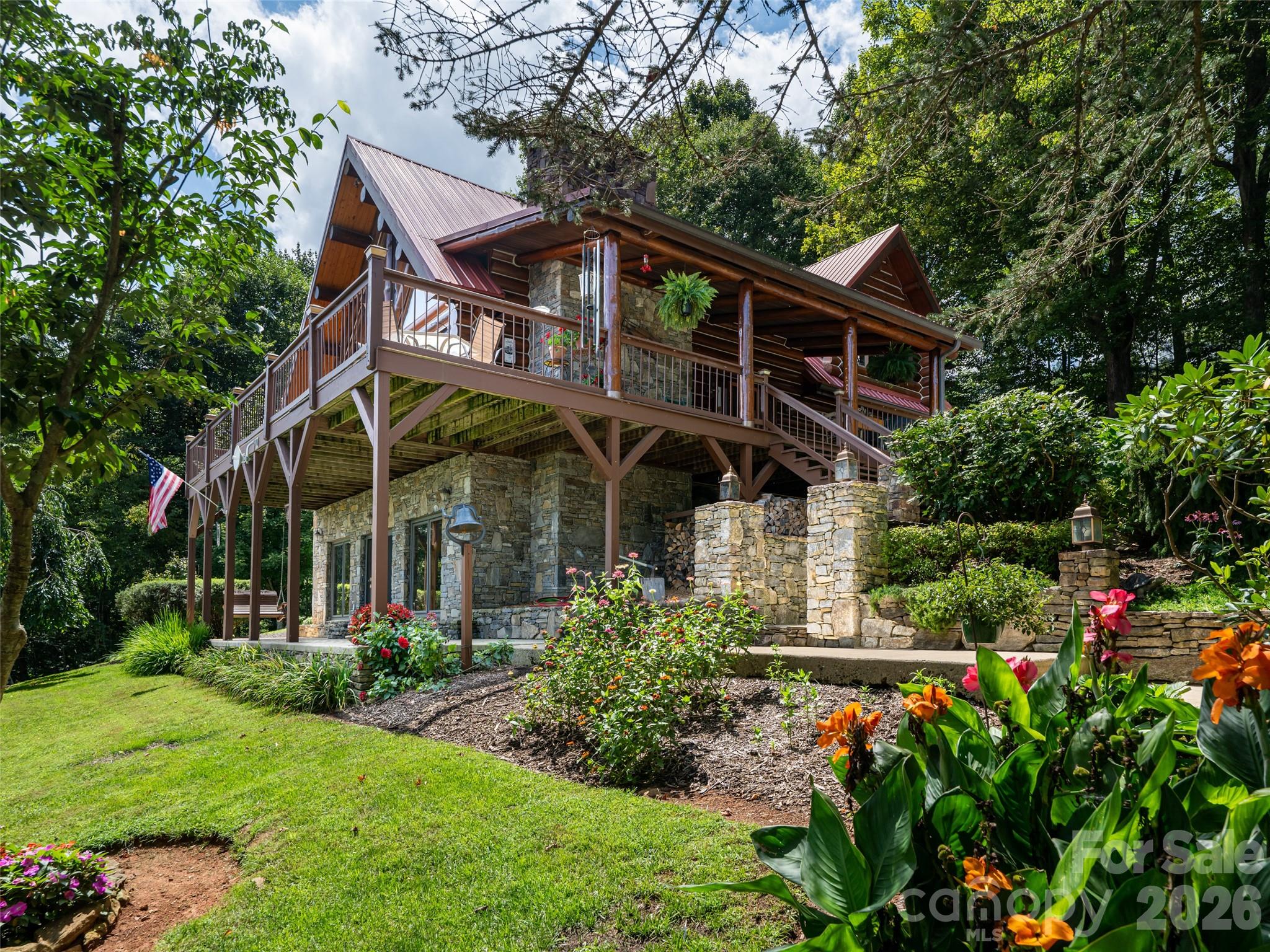 95 Splendor Ridge — Waynesville