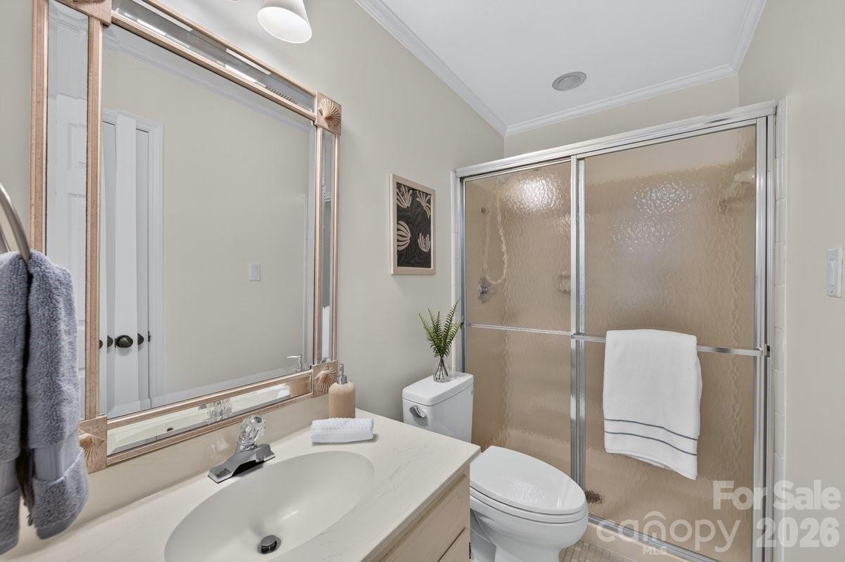 4219 Blacktree Lane — Charlotte