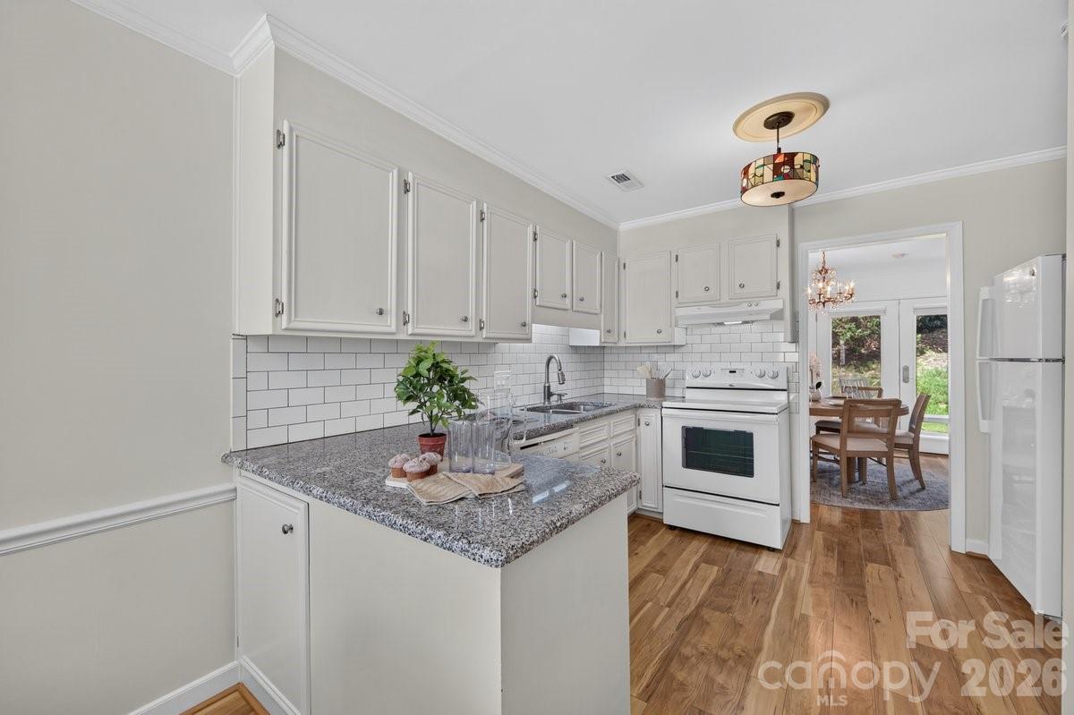 4219 Blacktree Lane — Charlotte