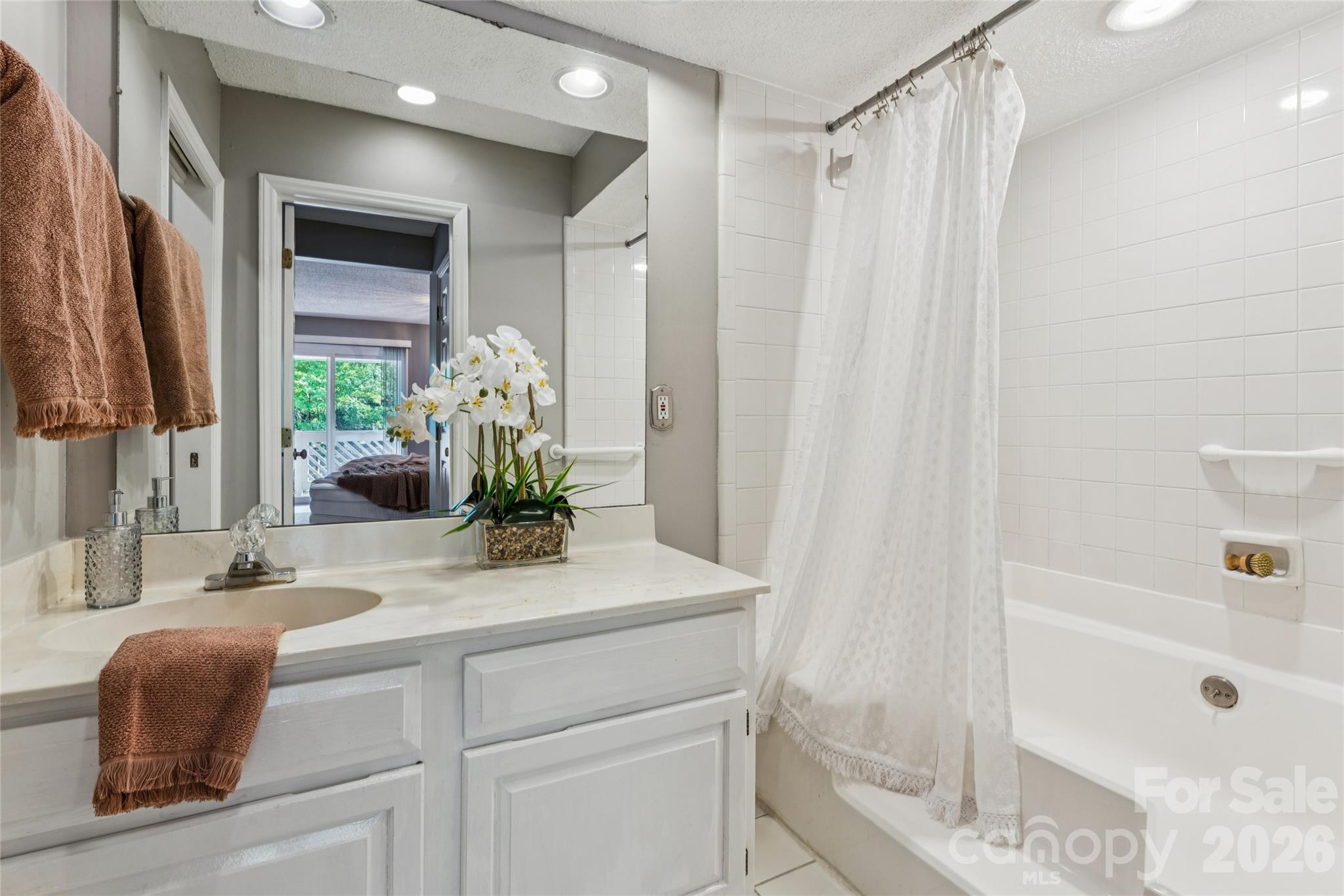 7407 Ashfield Court — Charlotte