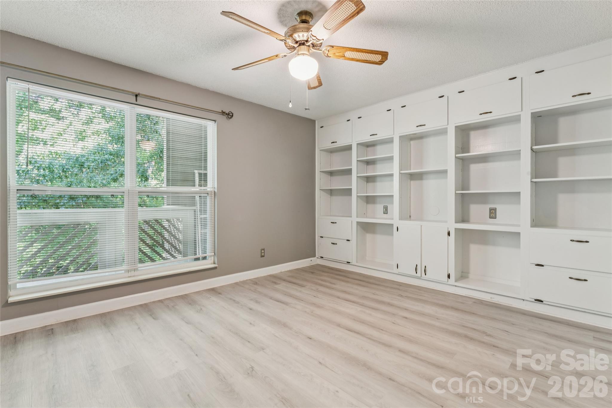 7407 Ashfield Court — Charlotte