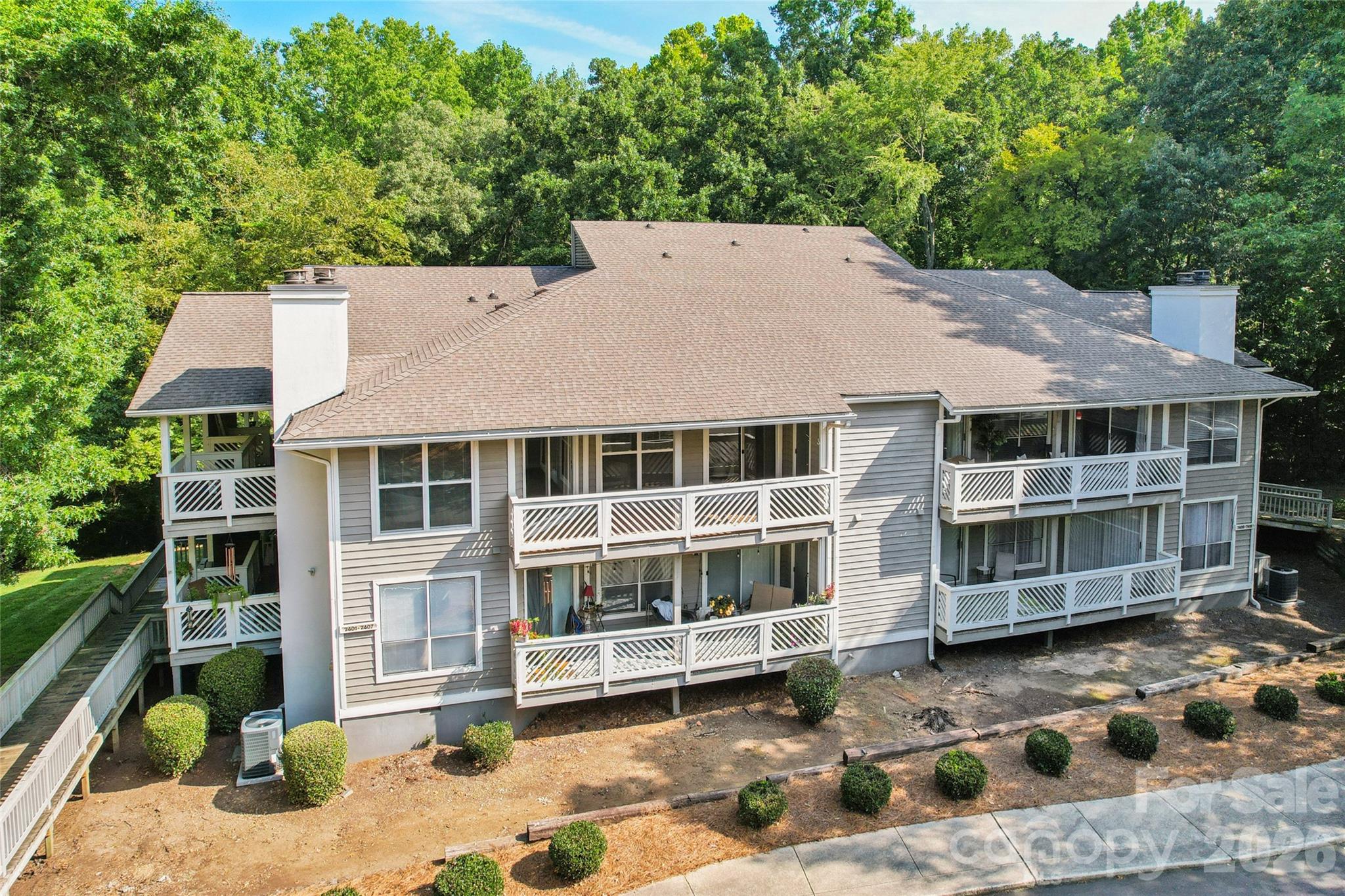 7407 Ashfield Court — Charlotte