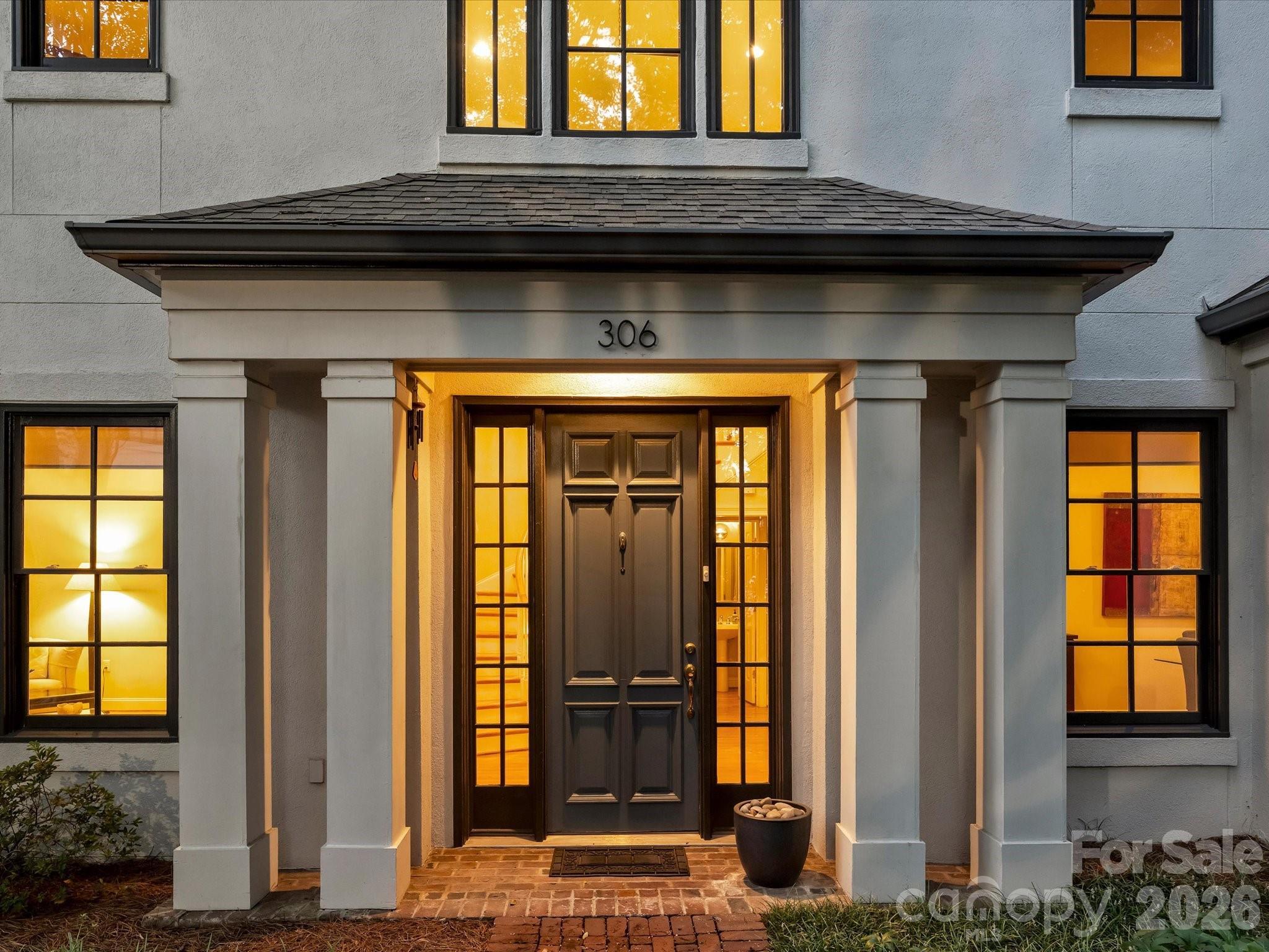 306 Wendover Heights Circle — Charlotte