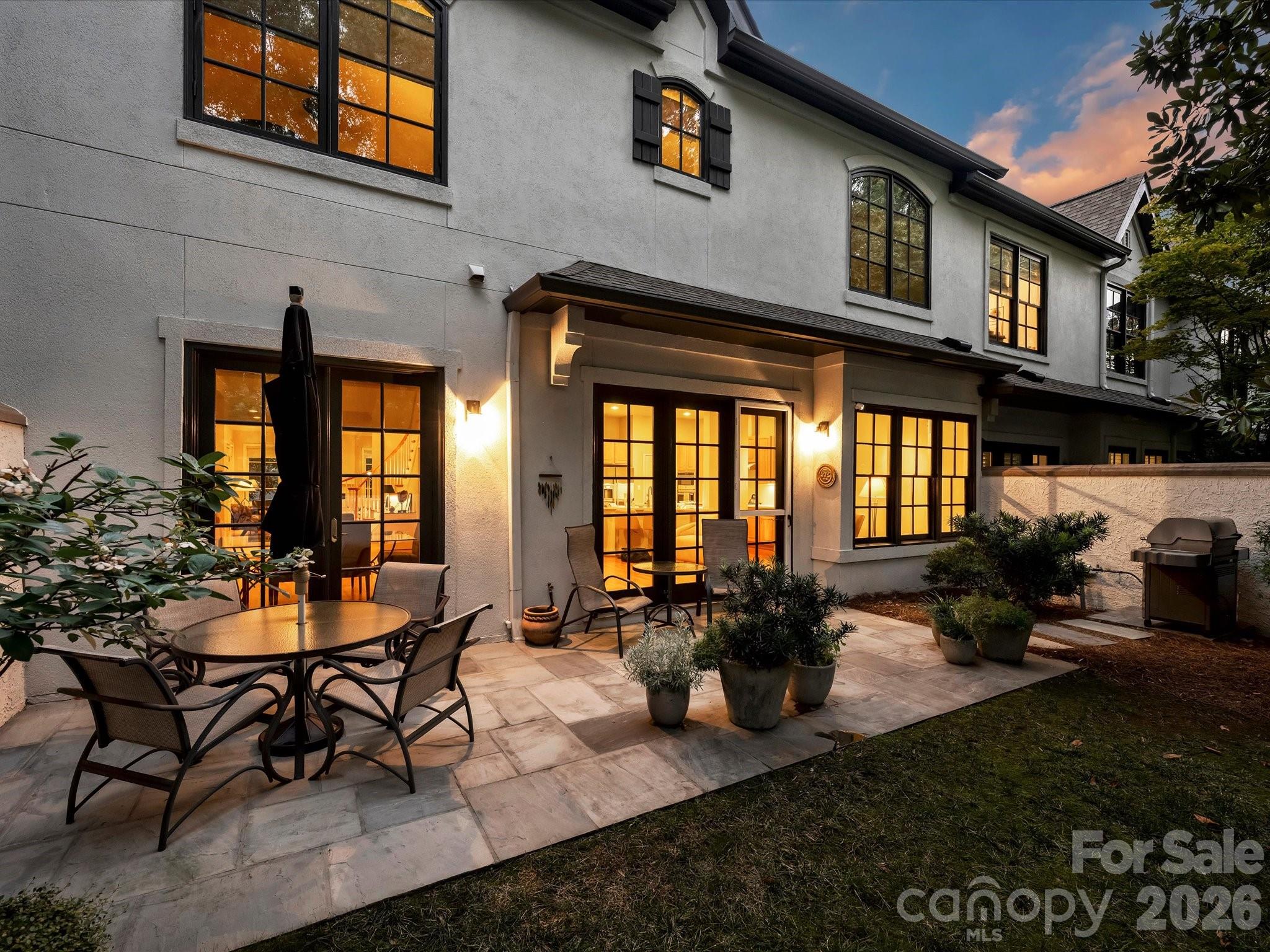306 Wendover Heights Circle — Charlotte